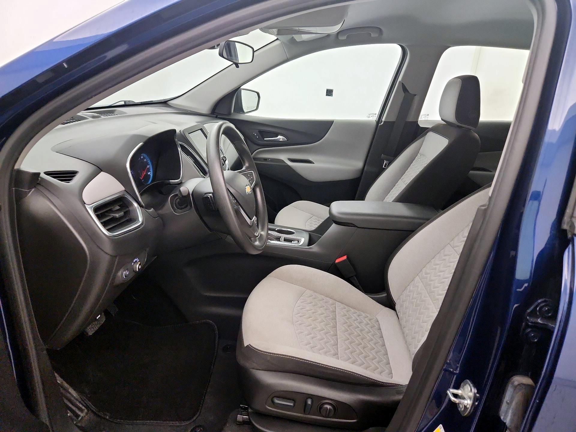 Thumbnail: 2022 Chevrolet Equinox - 11