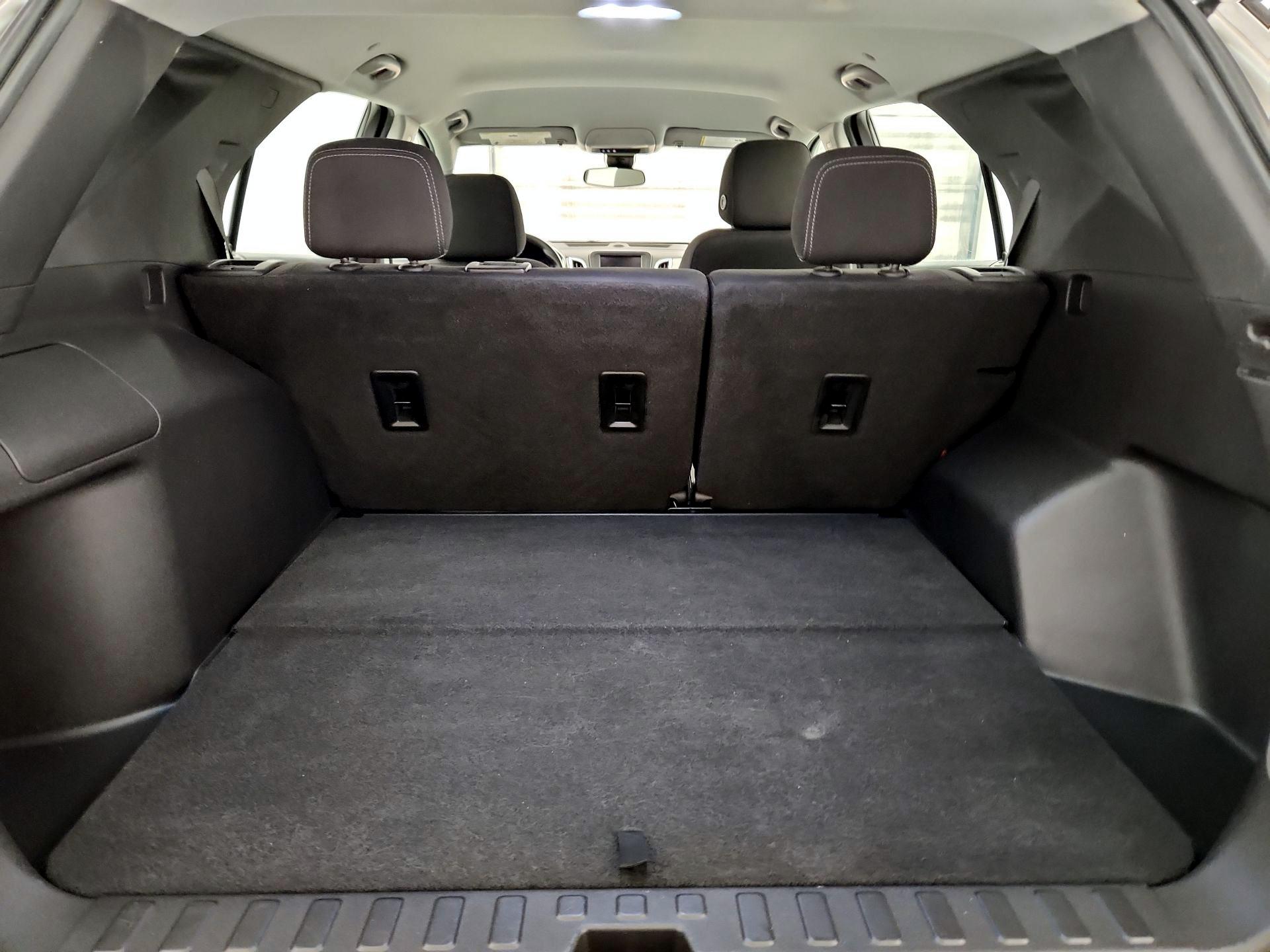 Thumbnail: 2021 Chevrolet Equinox - 20