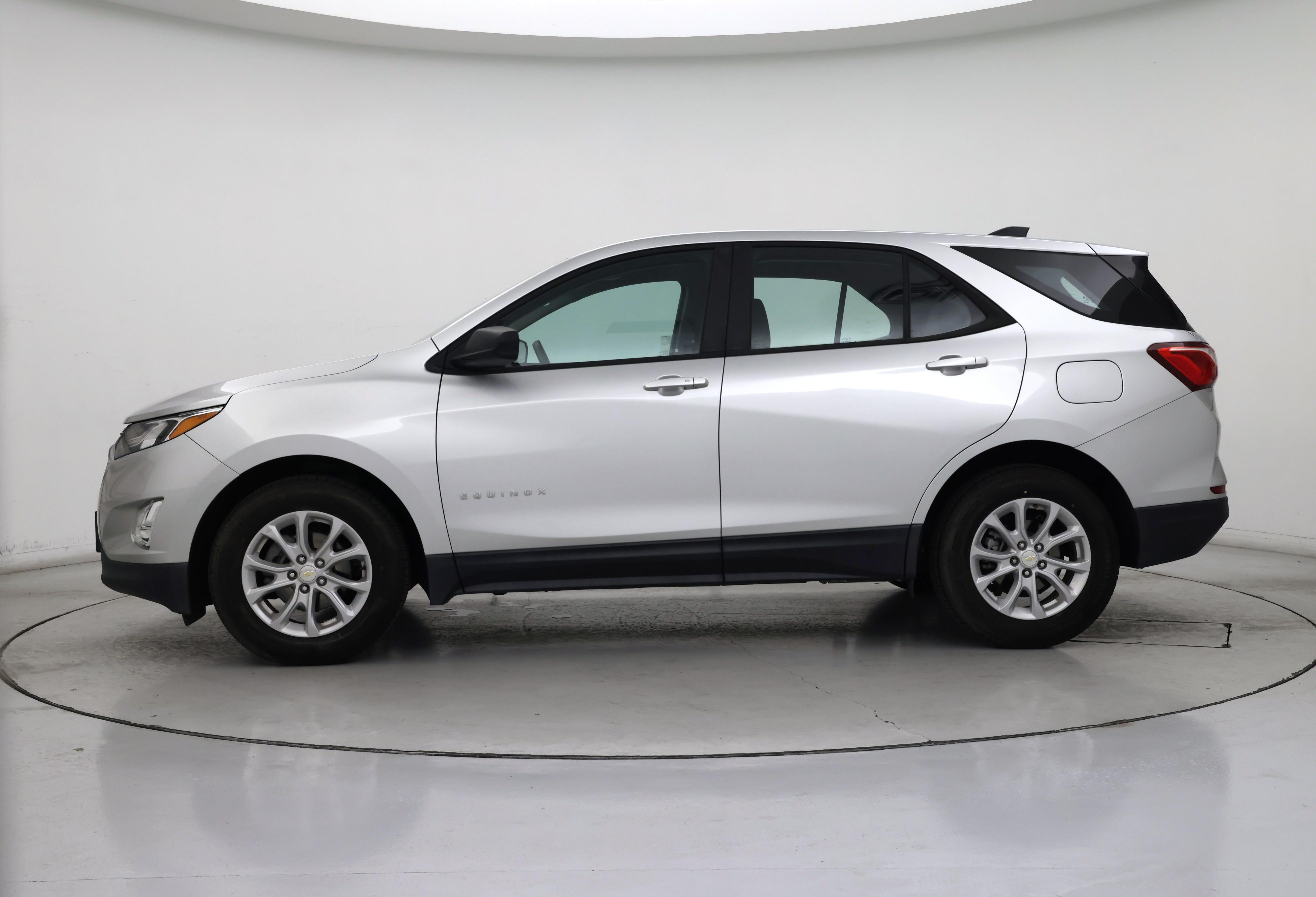 Thumbnail: 2021 Chevrolet Equinox - 3
