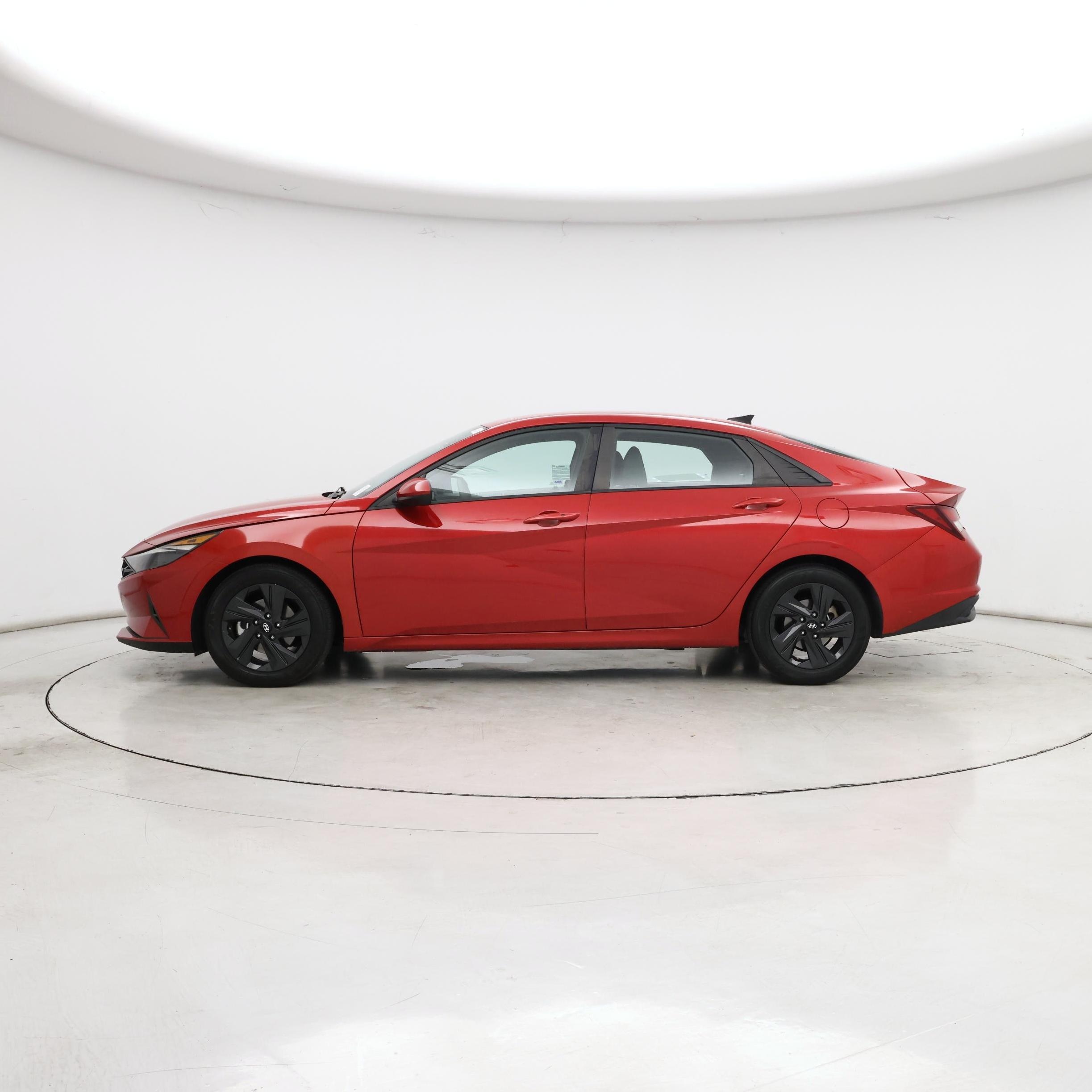 Thumbnail: 2021 Hyundai Elantra - 3