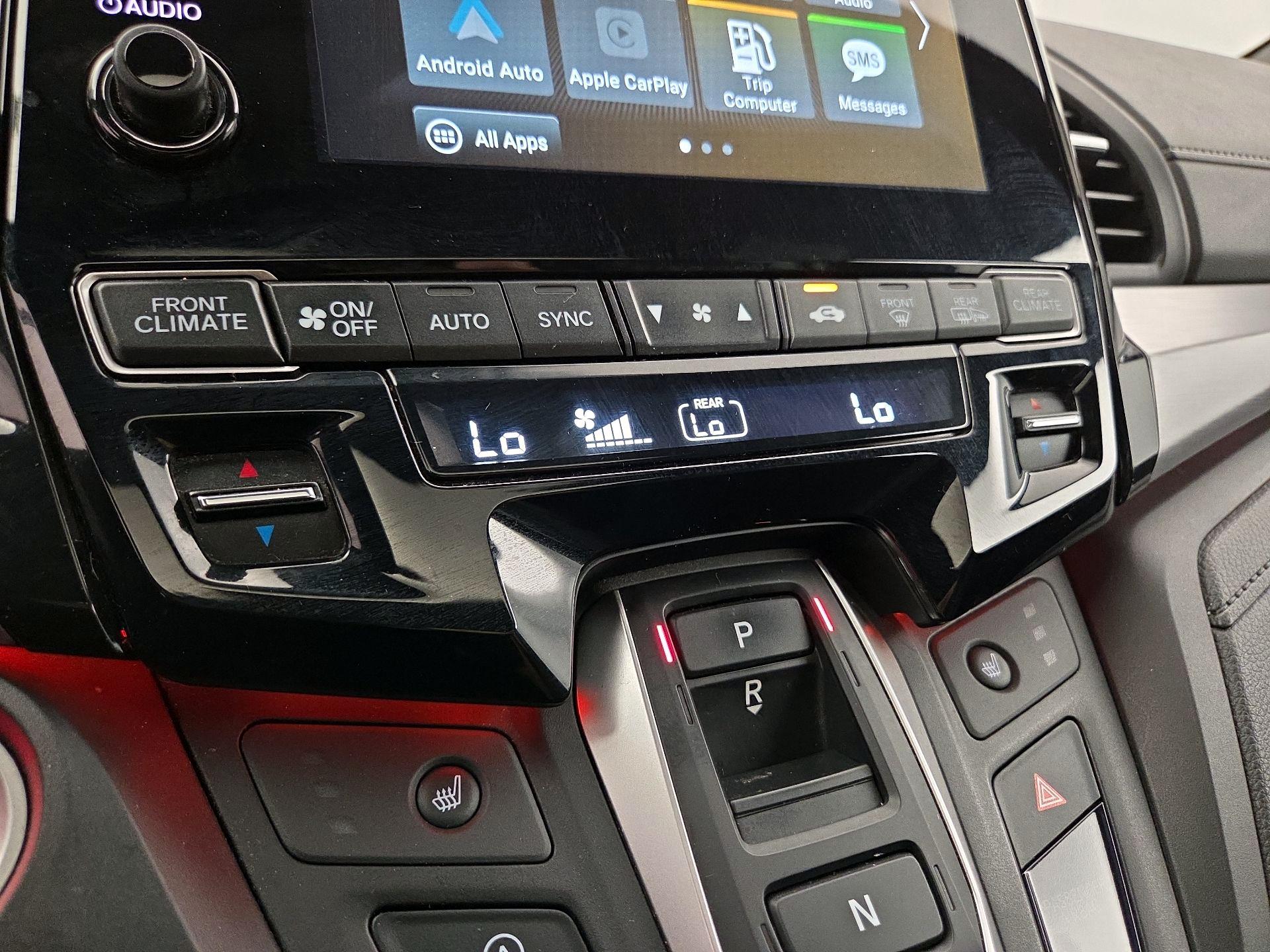 Thumbnail: 2024 Honda Odyssey - 16