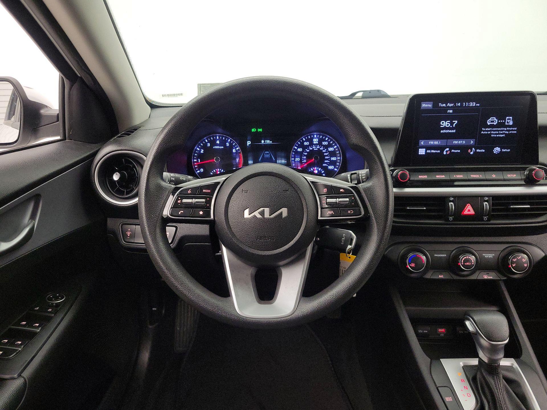 Thumbnail: 2022 Kia Forte - 10