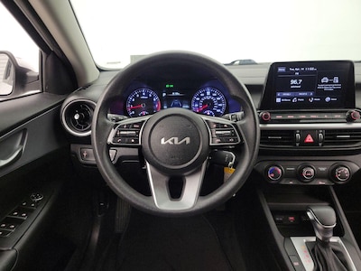 Steering Wheel & Instrument Cluster (On)