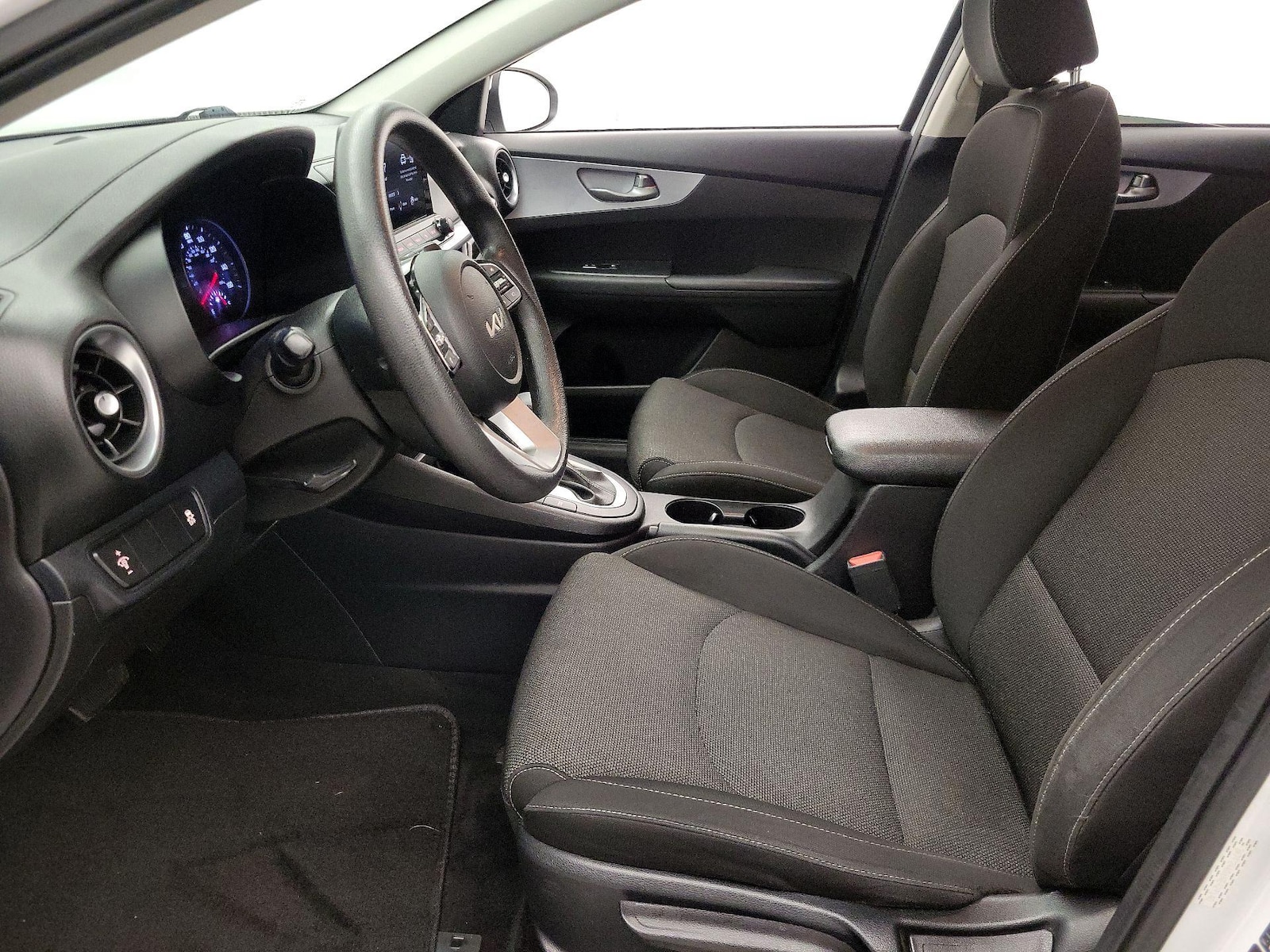 2022 Kia FORTE LXS - Photo 12