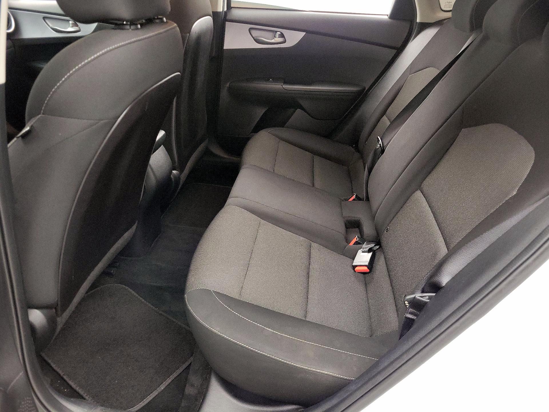 Thumbnail: 2022 Kia Forte - 18