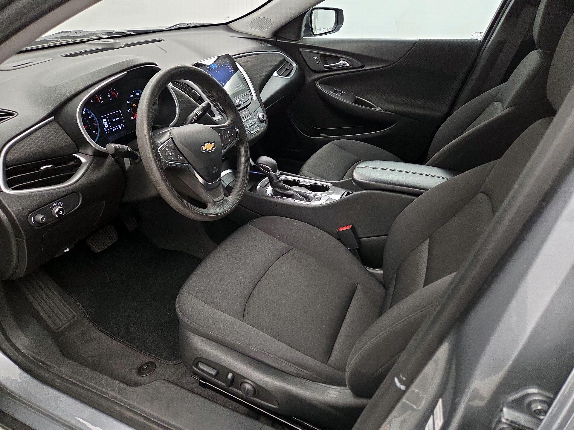 Thumbnail: 2023 Chevrolet Malibu - 11