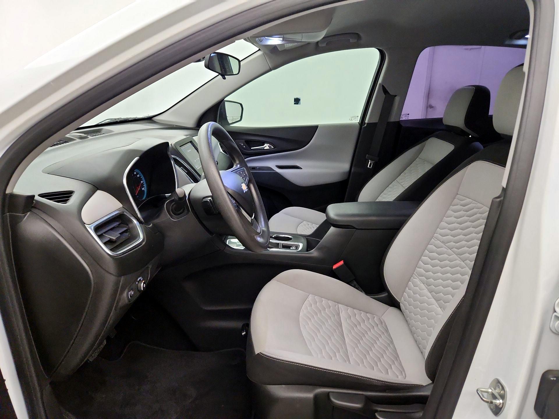 Thumbnail: 2021 Chevrolet Equinox - 11