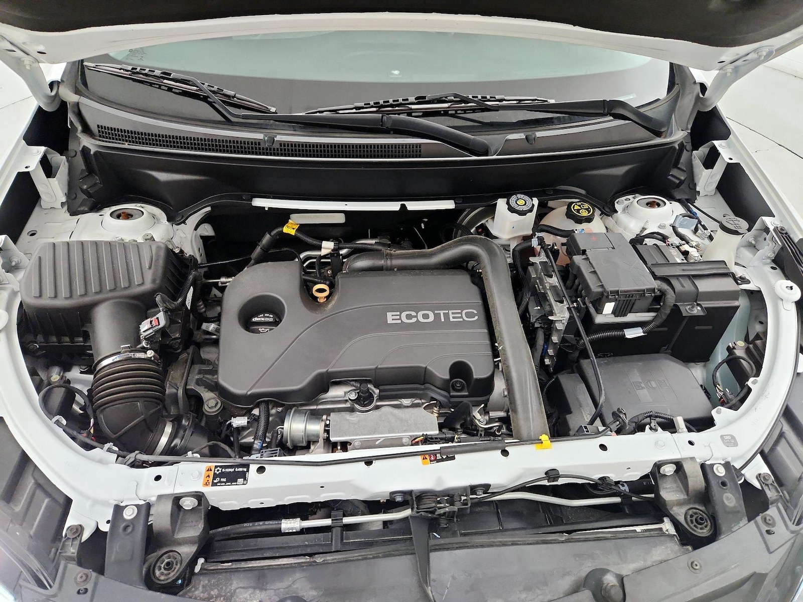 2021 Chevrolet Equinox LS - Photo 22