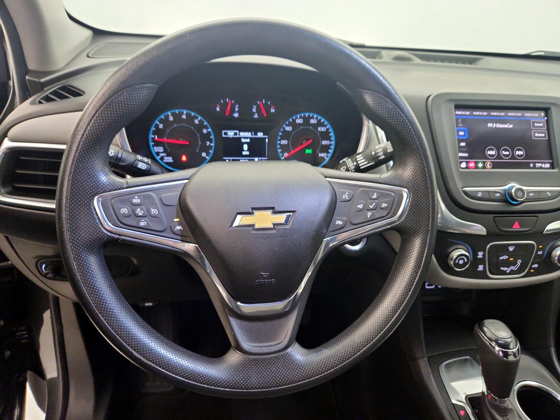 Thumbnail: 2020 Chevrolet Equinox - 10