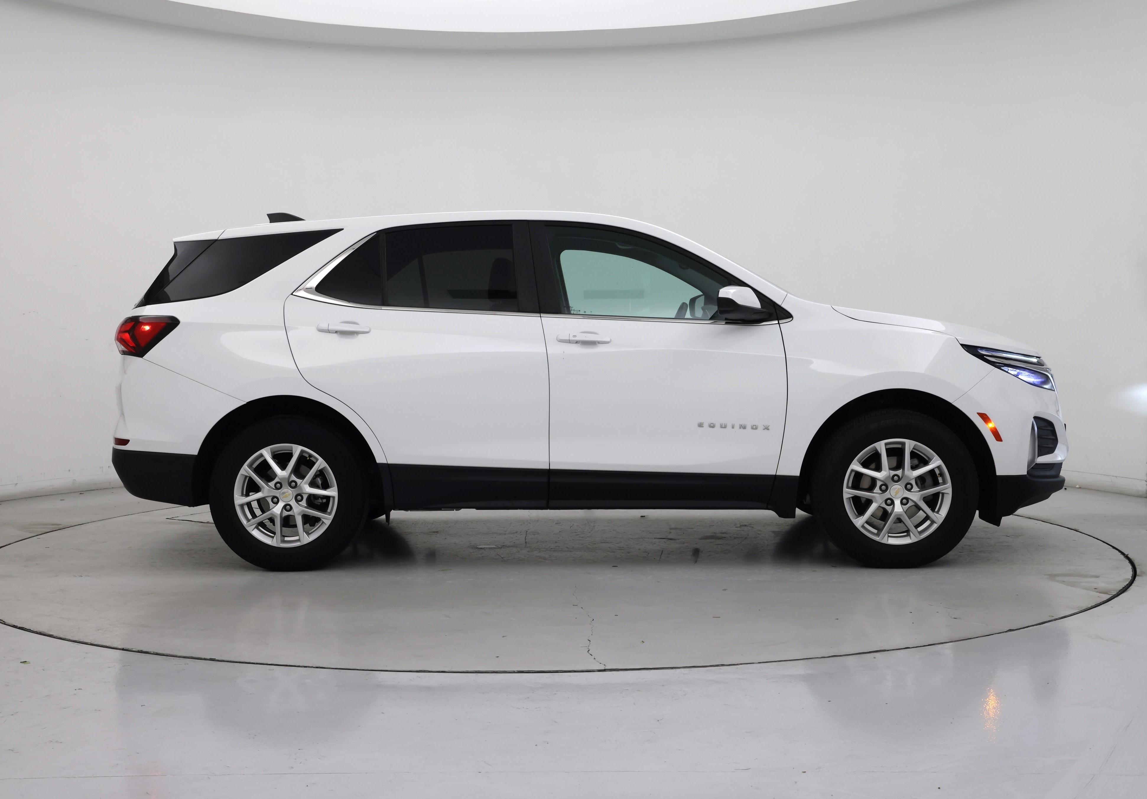 Thumbnail: 2023 Chevrolet Equinox - 7