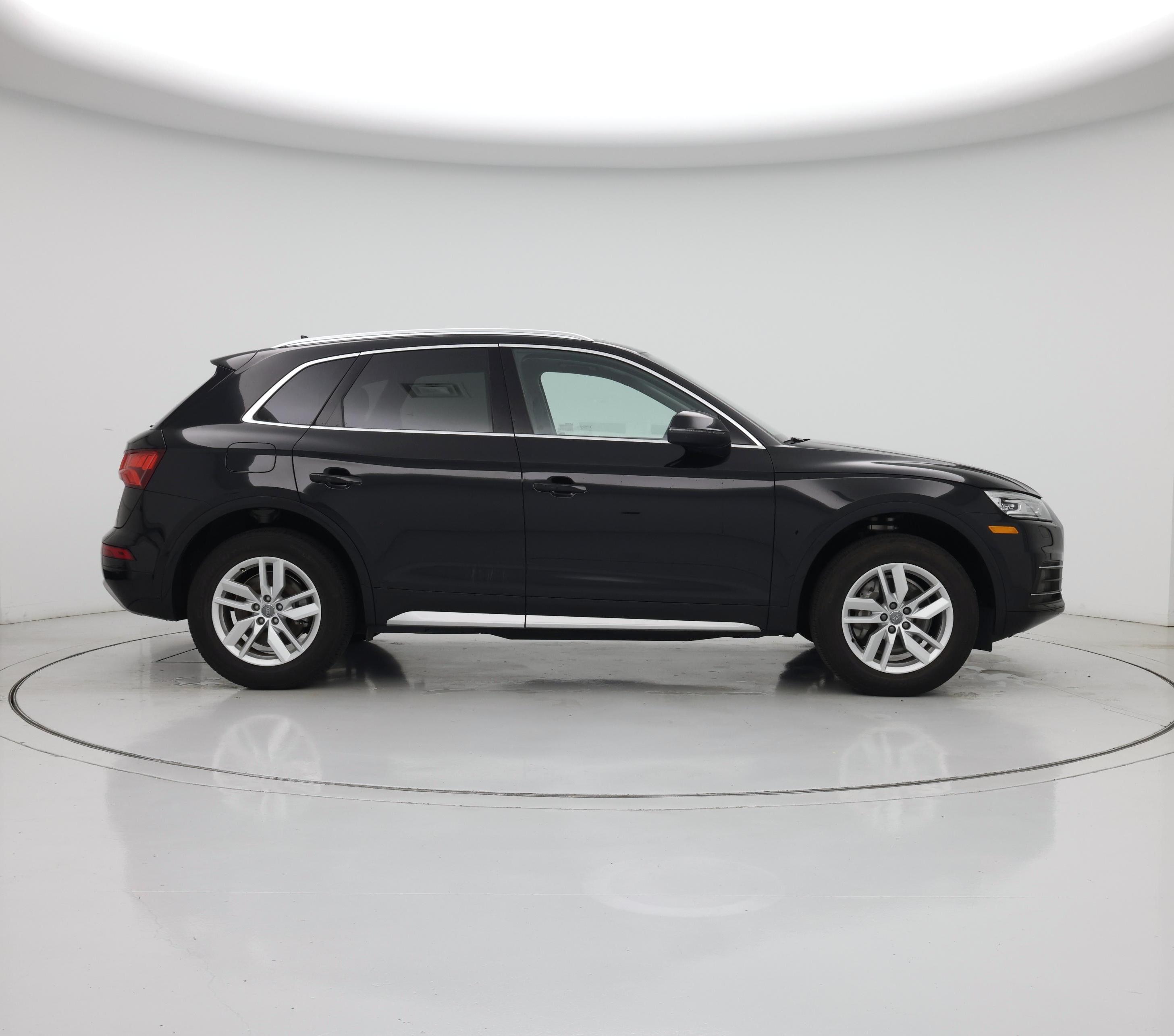 Thumbnail: 2020 Audi Q5 - 7
