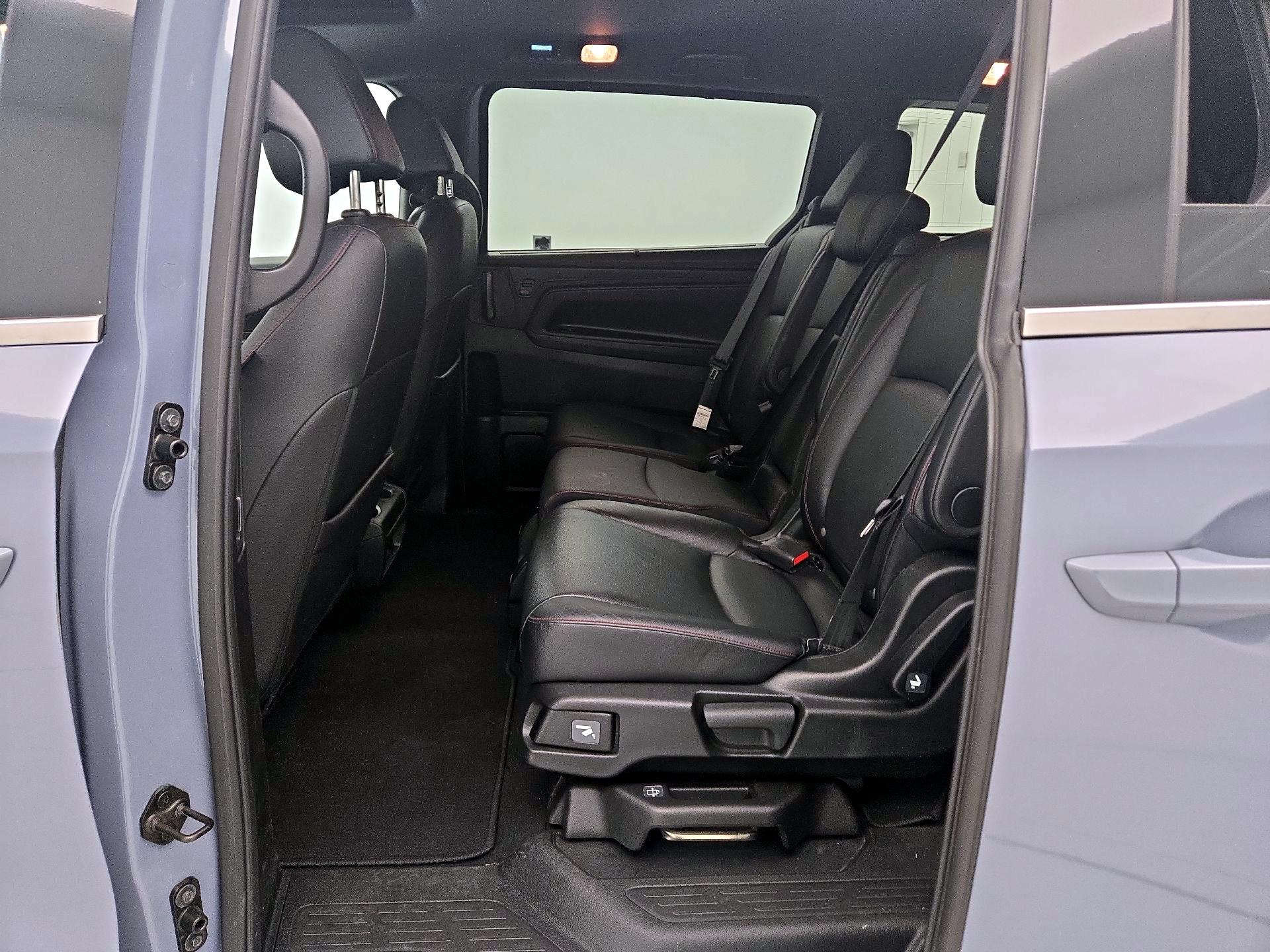 Thumbnail: 2023 Honda Odyssey - 20