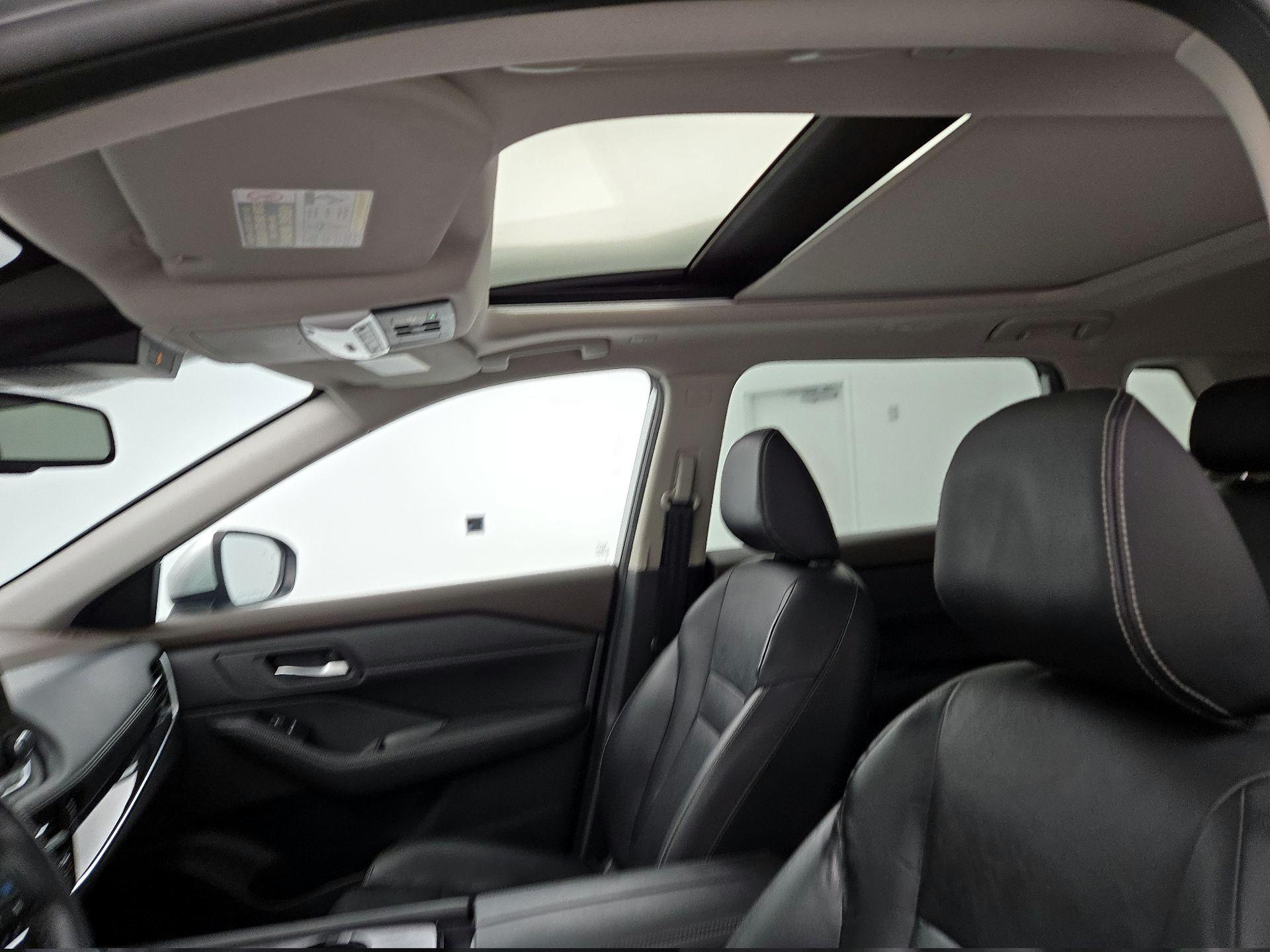 Thumbnail: 2022 Nissan Rogue - 19