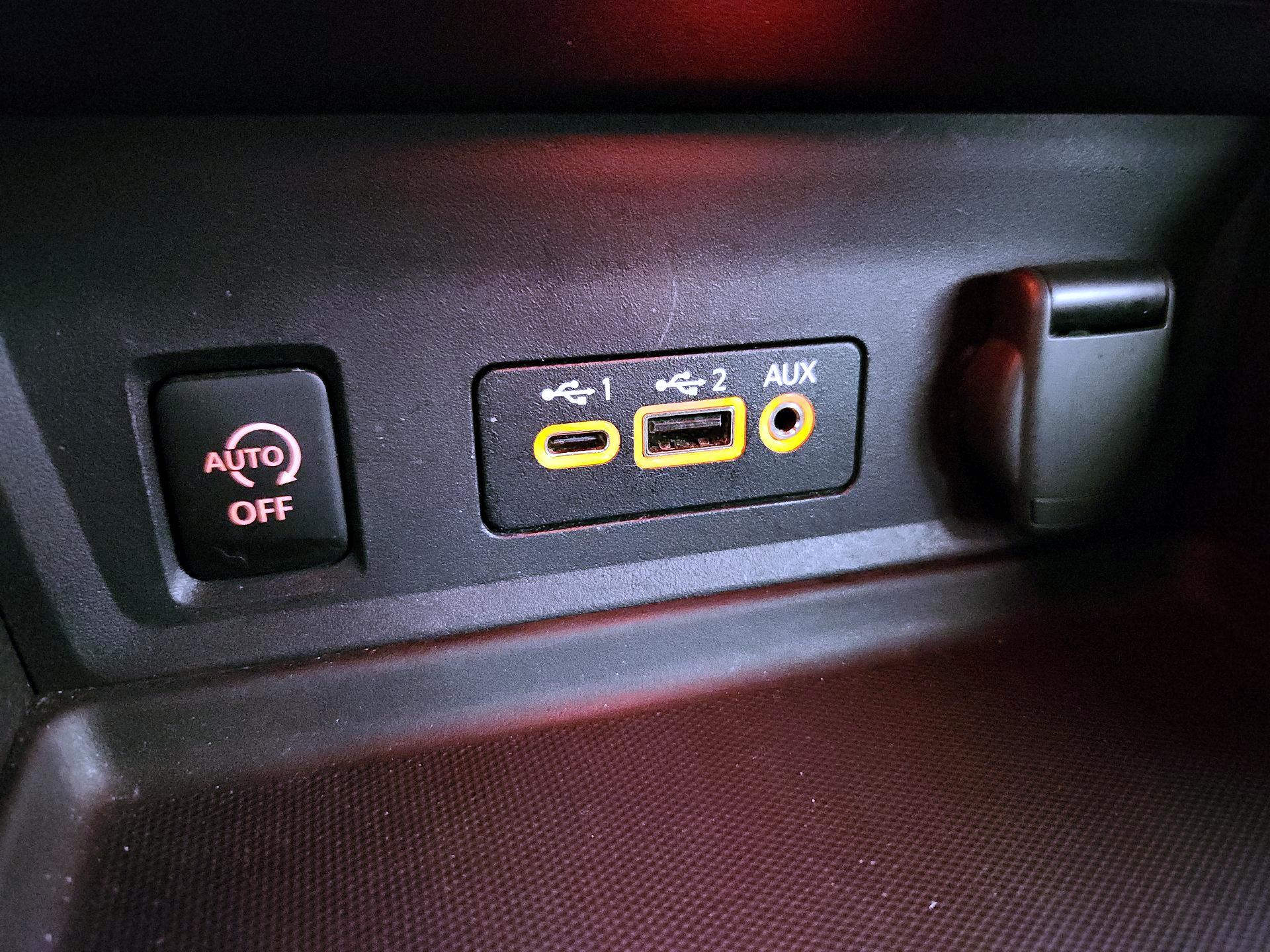 Thumbnail: 2024 Nissan Sentra - 18