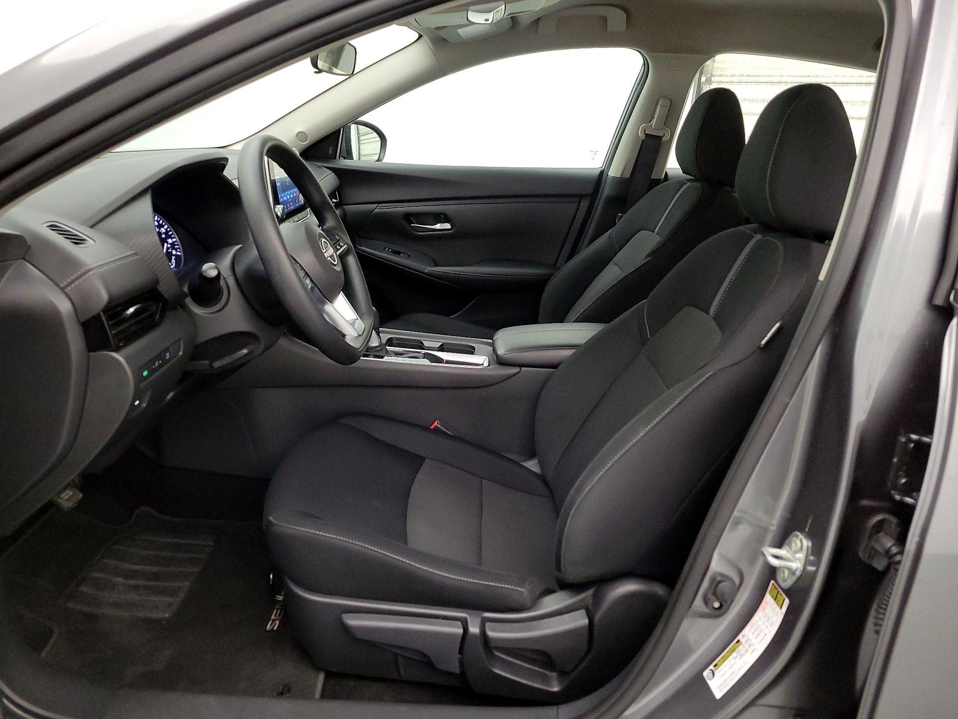 Thumbnail: 2025 Nissan Sentra - 11