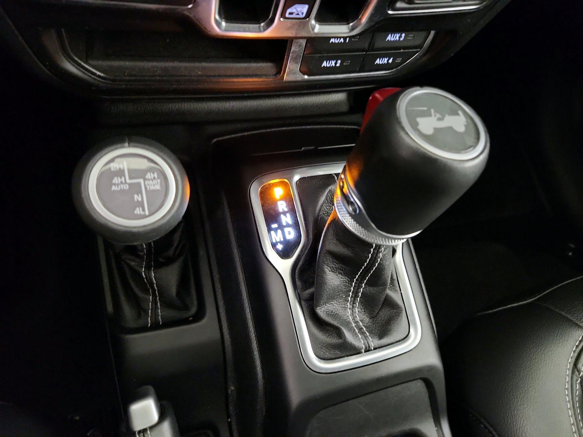Thumbnail: 2023 Jeep Wrangler - 17