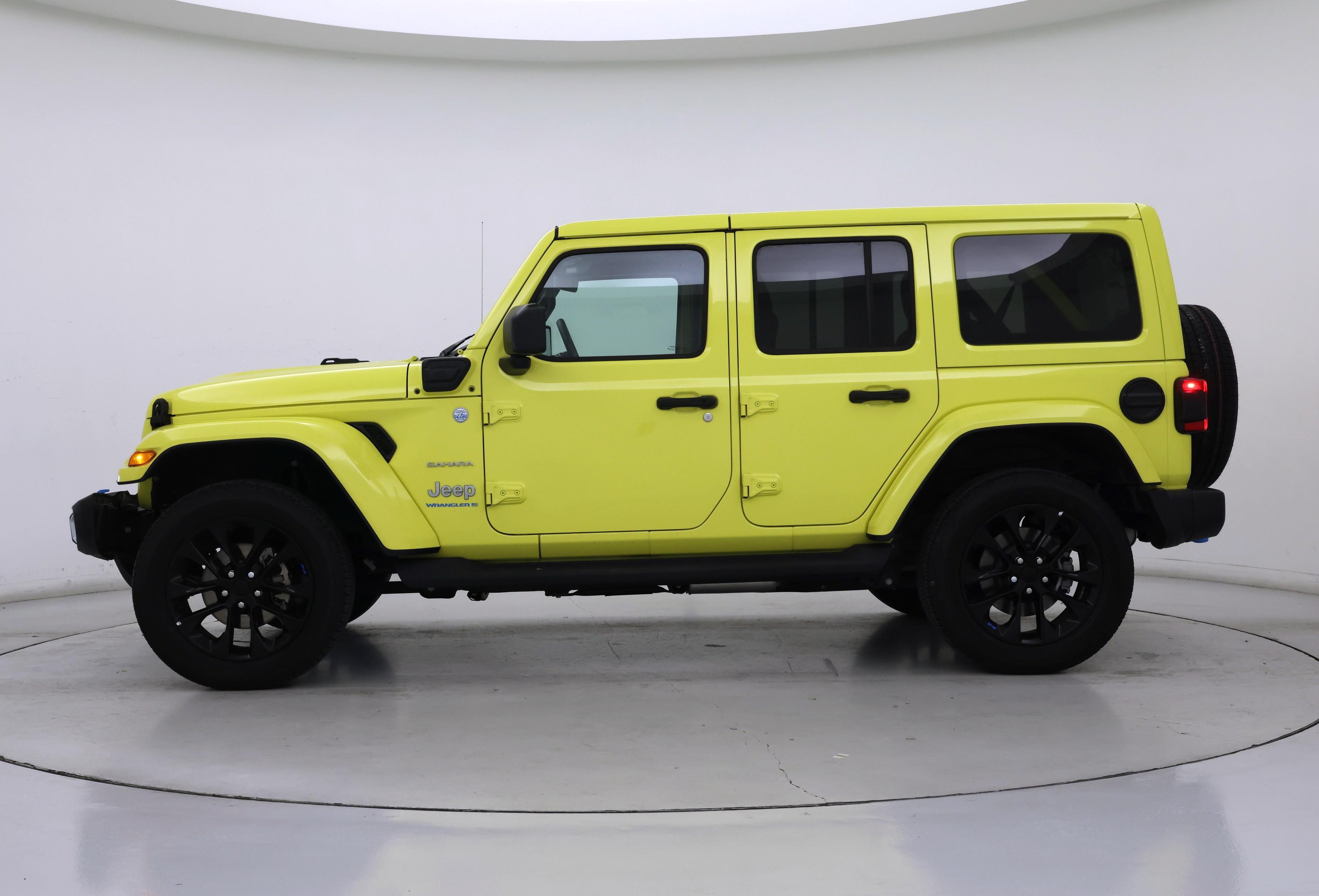 Thumbnail: 2023 Jeep Wrangler - 3
