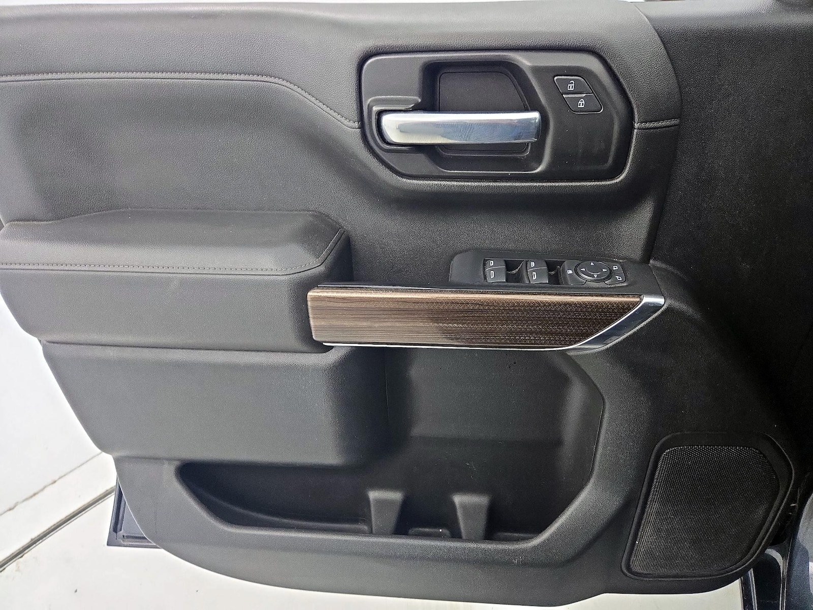 2021 Chevrolet Silverado 1500 LT - Photo 13