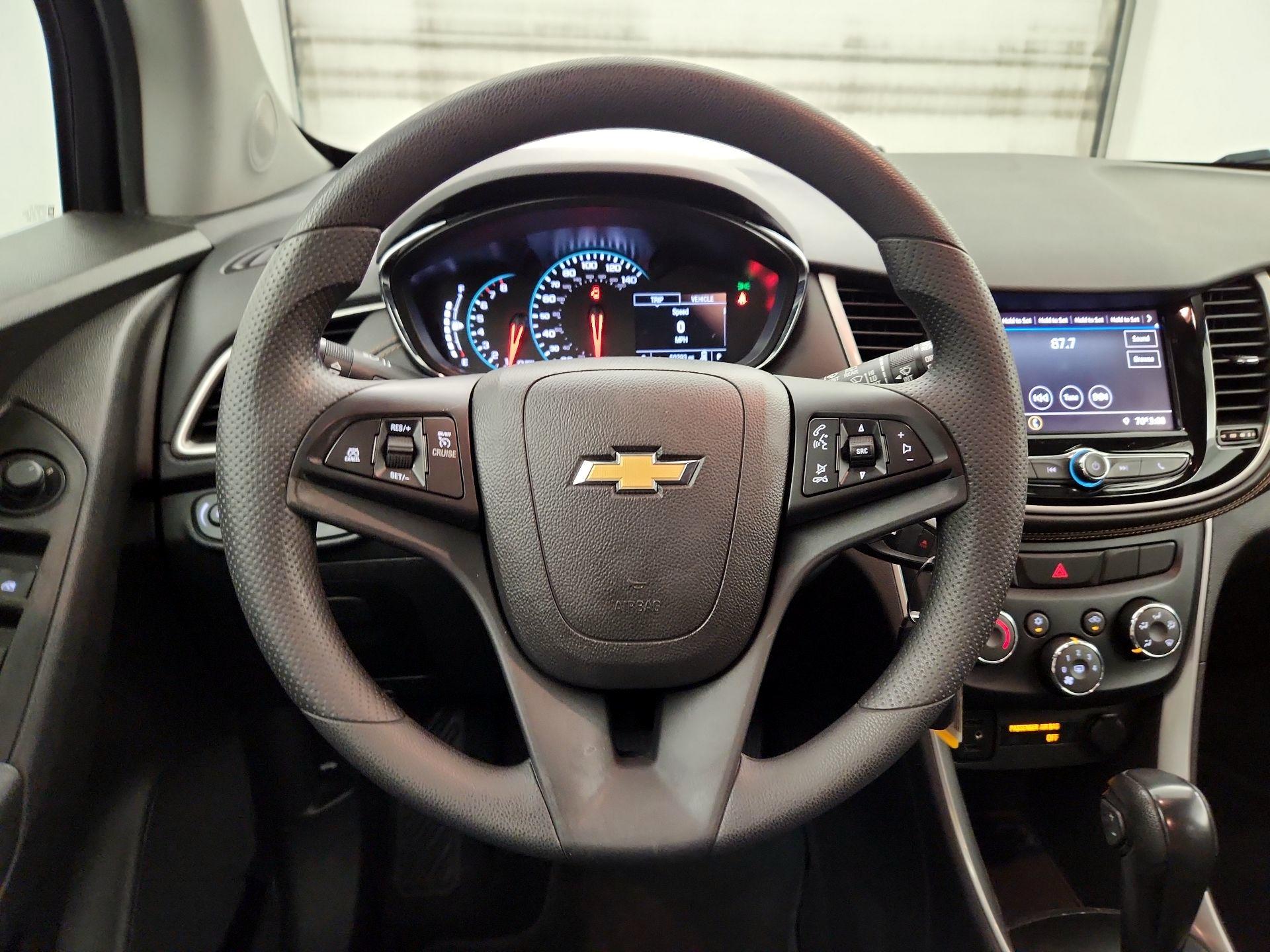 Thumbnail: 2020 Chevrolet Trax - 10