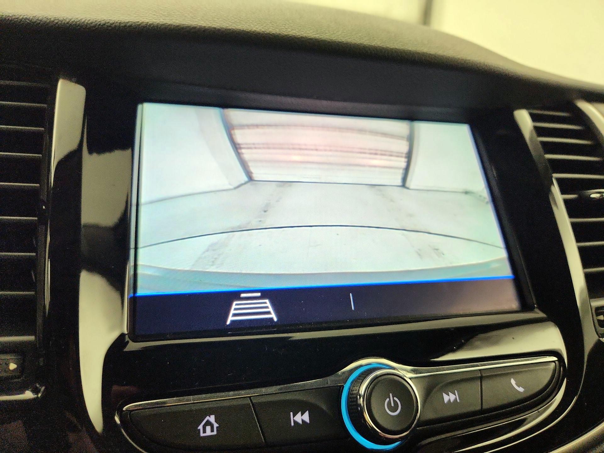 Thumbnail: 2020 Chevrolet Trax - 14