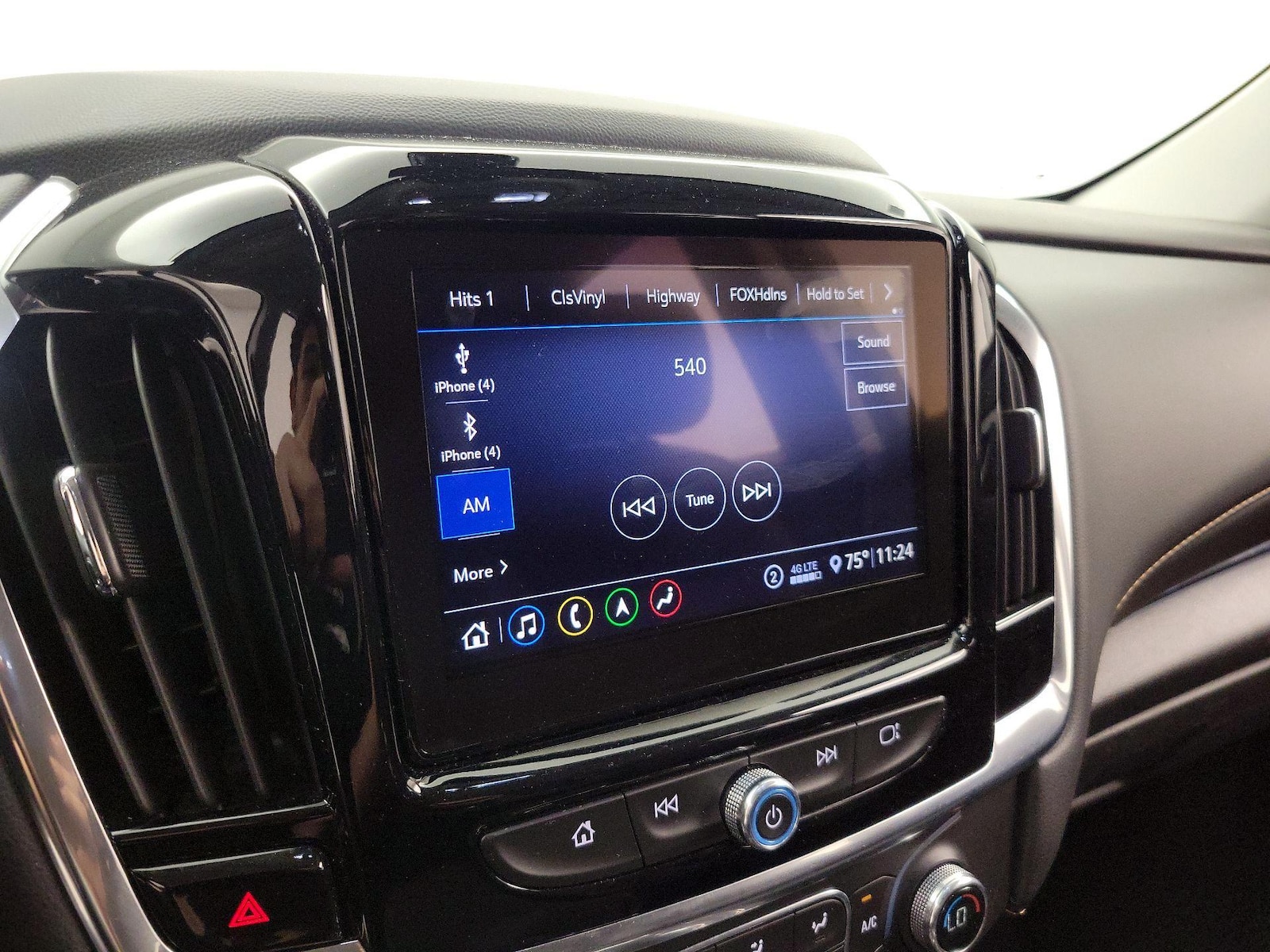 2021 Chevrolet Traverse RS - Photo 16