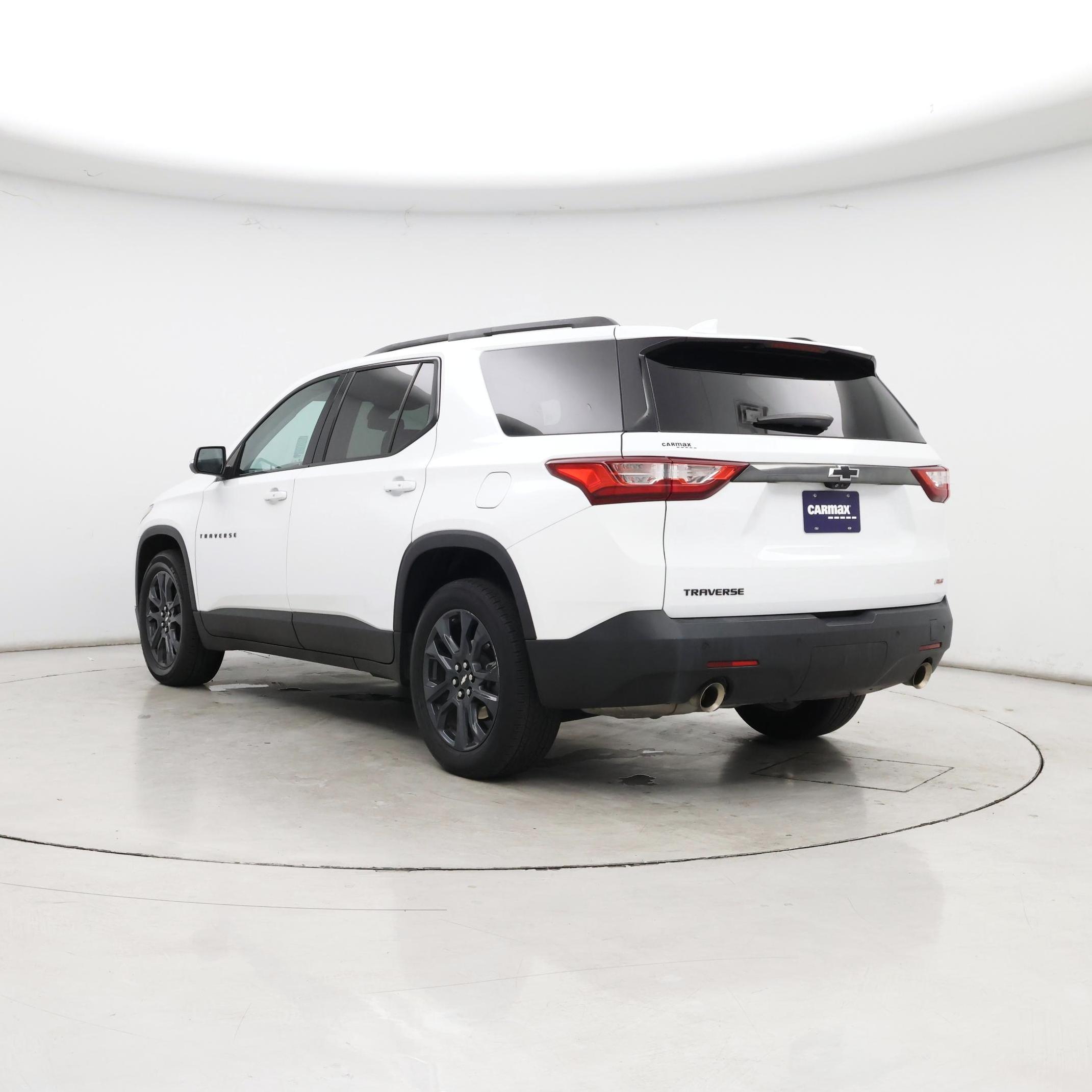 Thumbnail: 2021 Chevrolet Traverse - 2