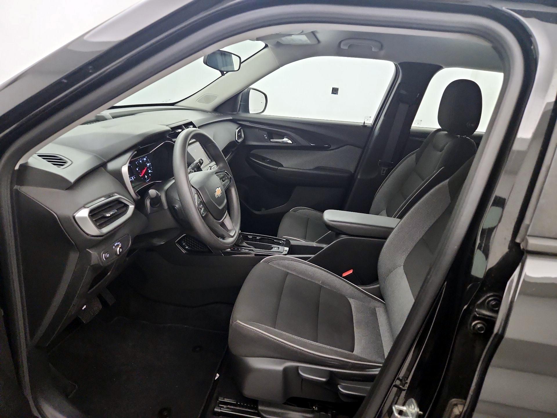 Thumbnail: 2021 Chevrolet TrailBlazer - 11