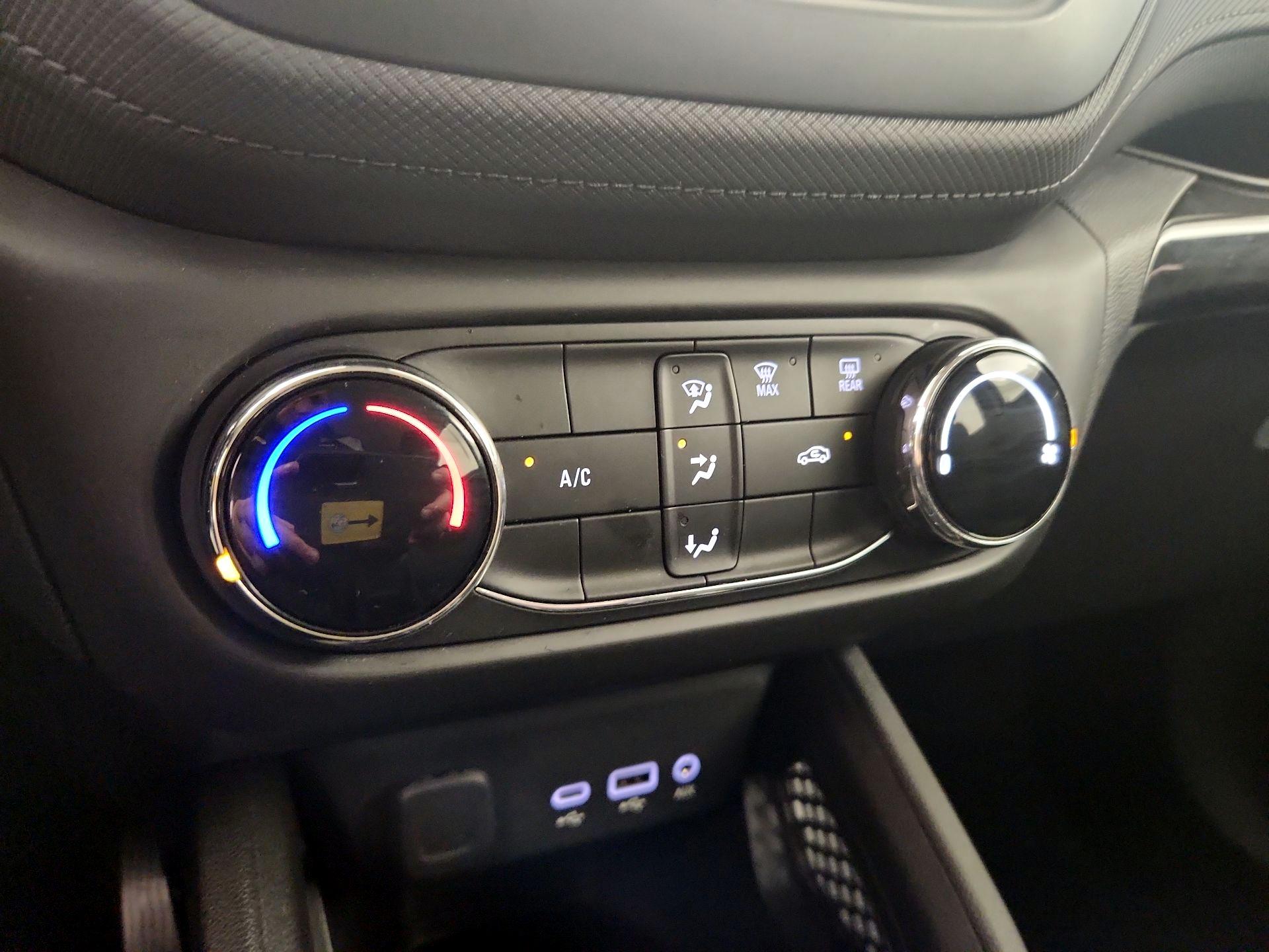 Thumbnail: 2021 Chevrolet TrailBlazer - 16