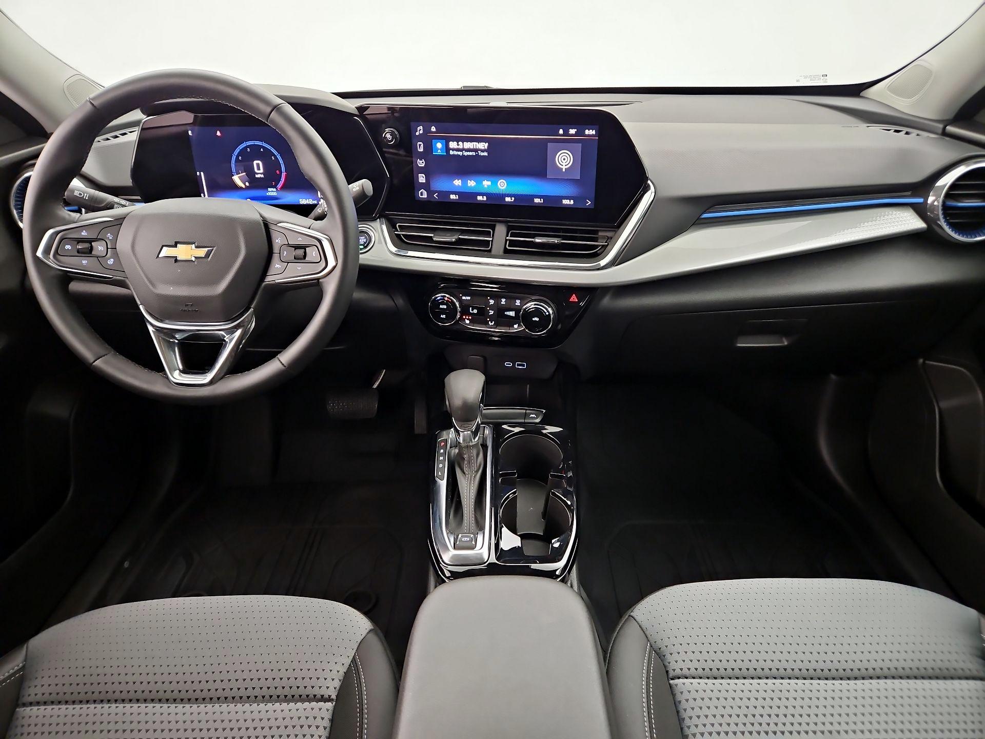Thumbnail: 2025 Chevrolet Trax - 9