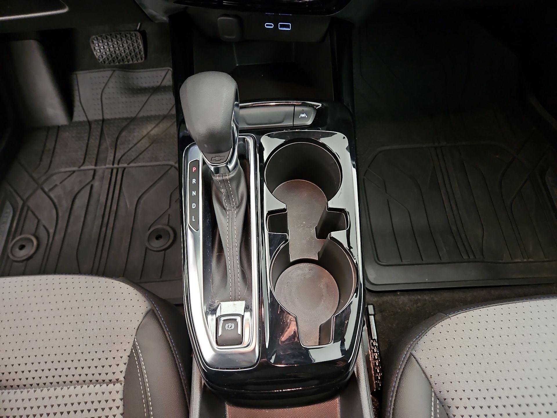 Thumbnail: 2025 Chevrolet Trax - 17