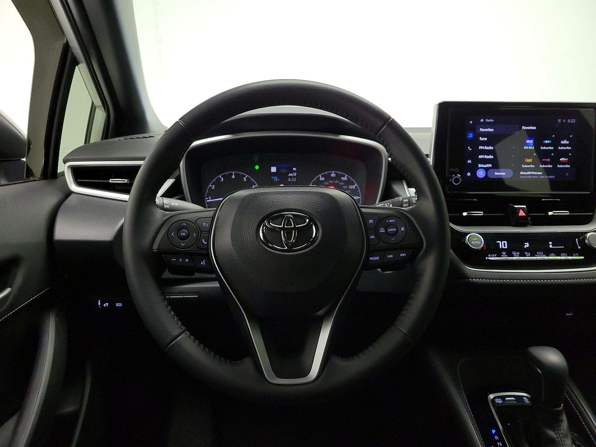 Thumbnail: 2025 Toyota Corolla - 10