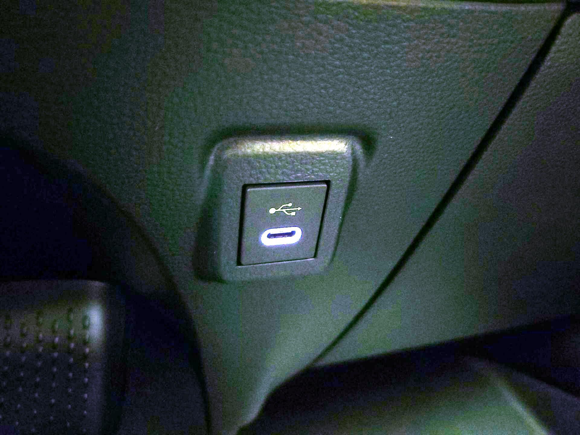 Thumbnail: 2025 Toyota Corolla - 17