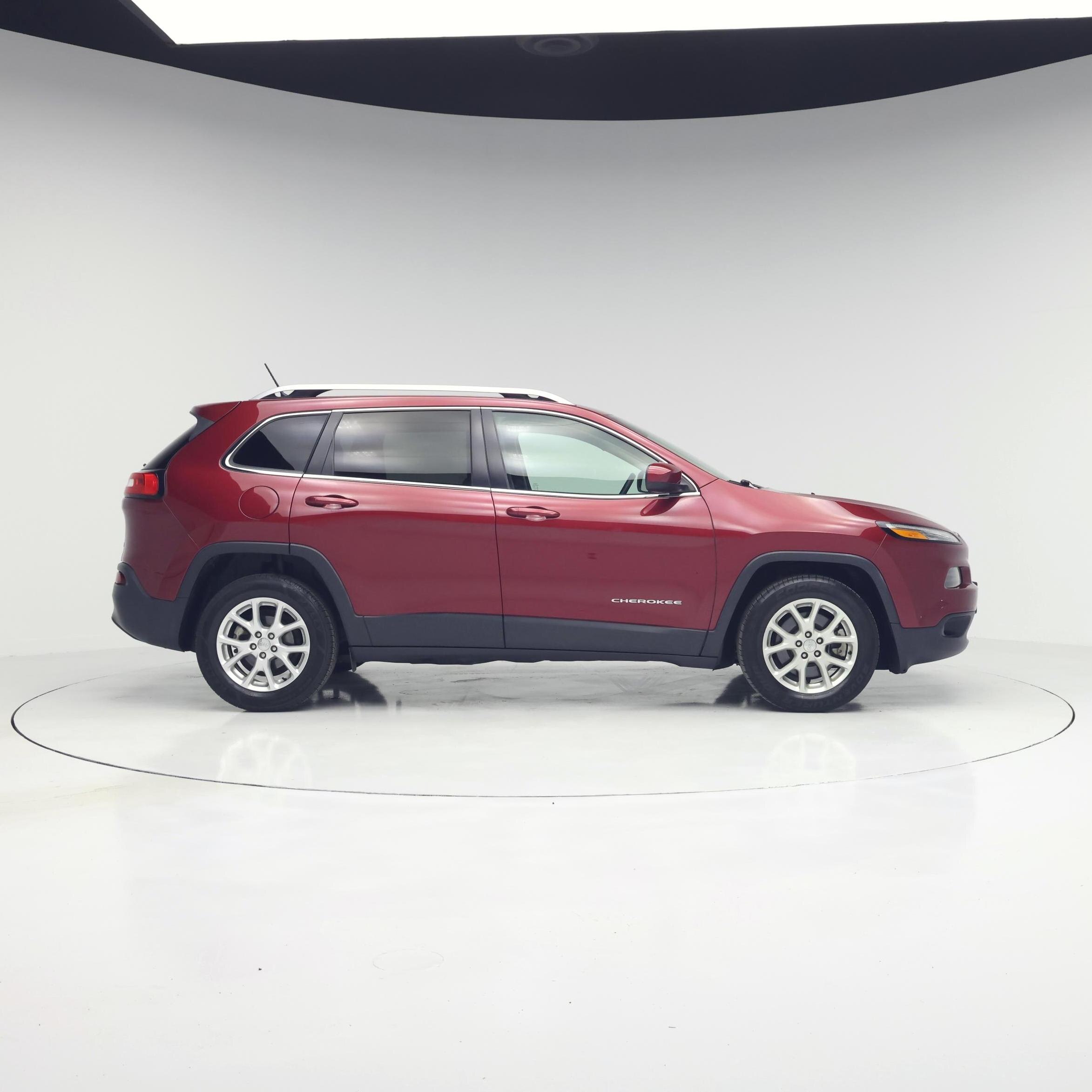 Thumbnail: 2015 Jeep Cherokee - 7