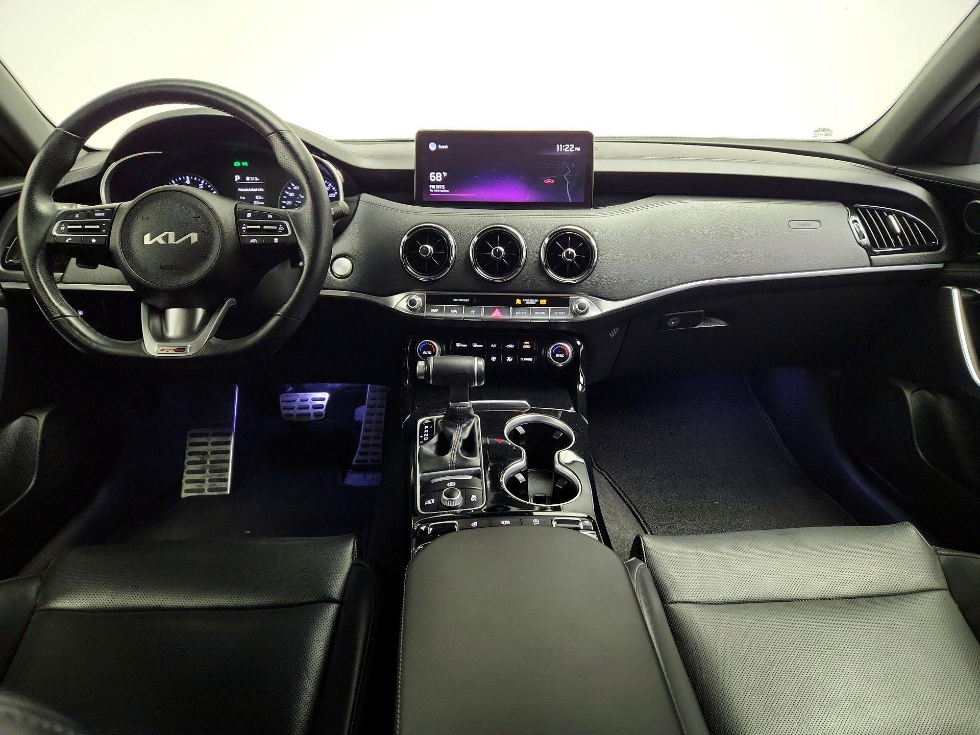 Thumbnail: 2022 Kia Stinger - 9