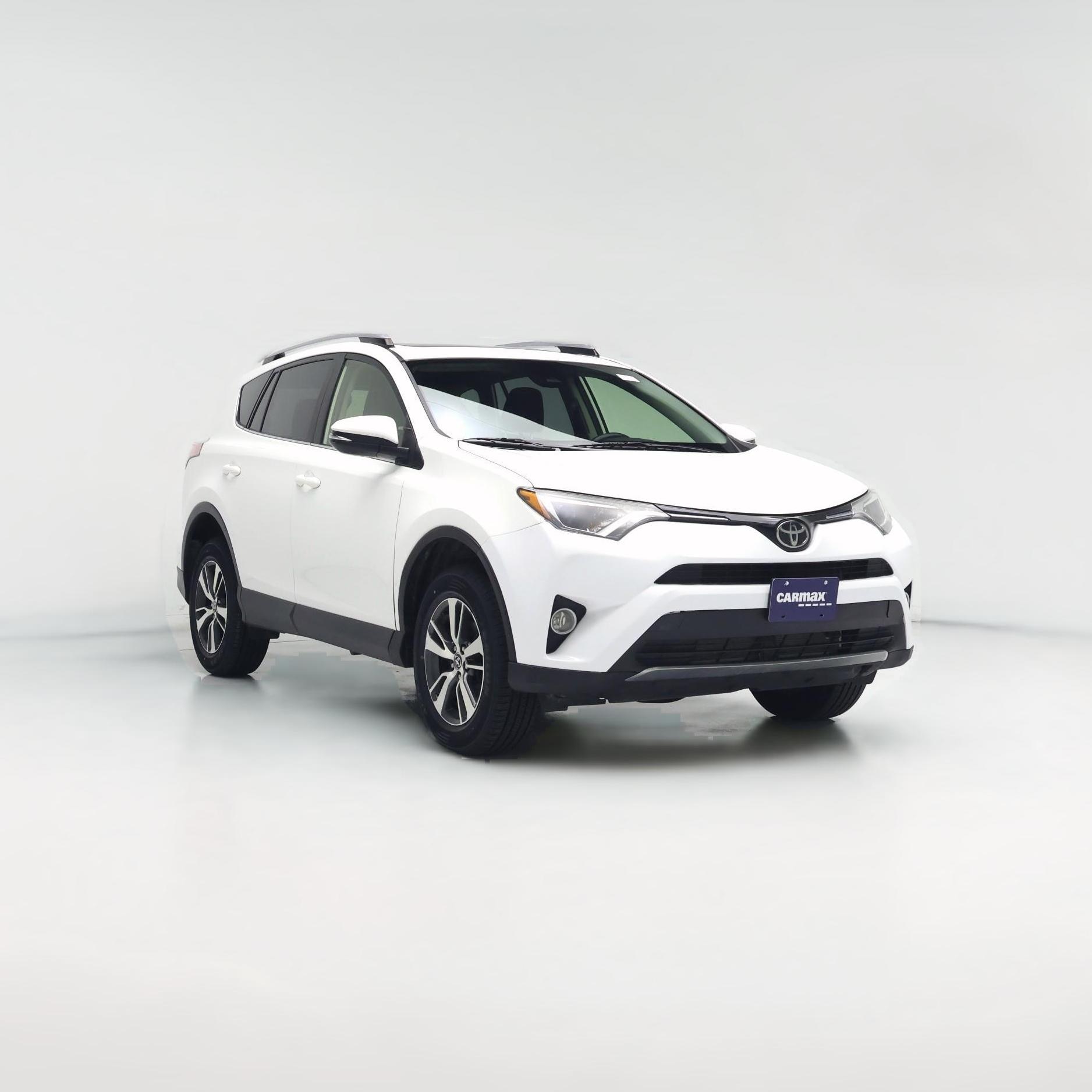 Thumbnail: 2017 Toyota RAV4 - 1
