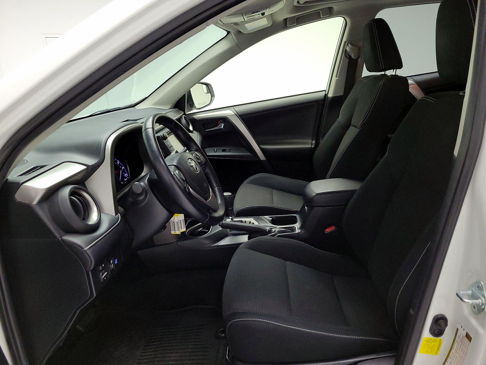 Thumbnail: 2017 Toyota RAV4 - 11