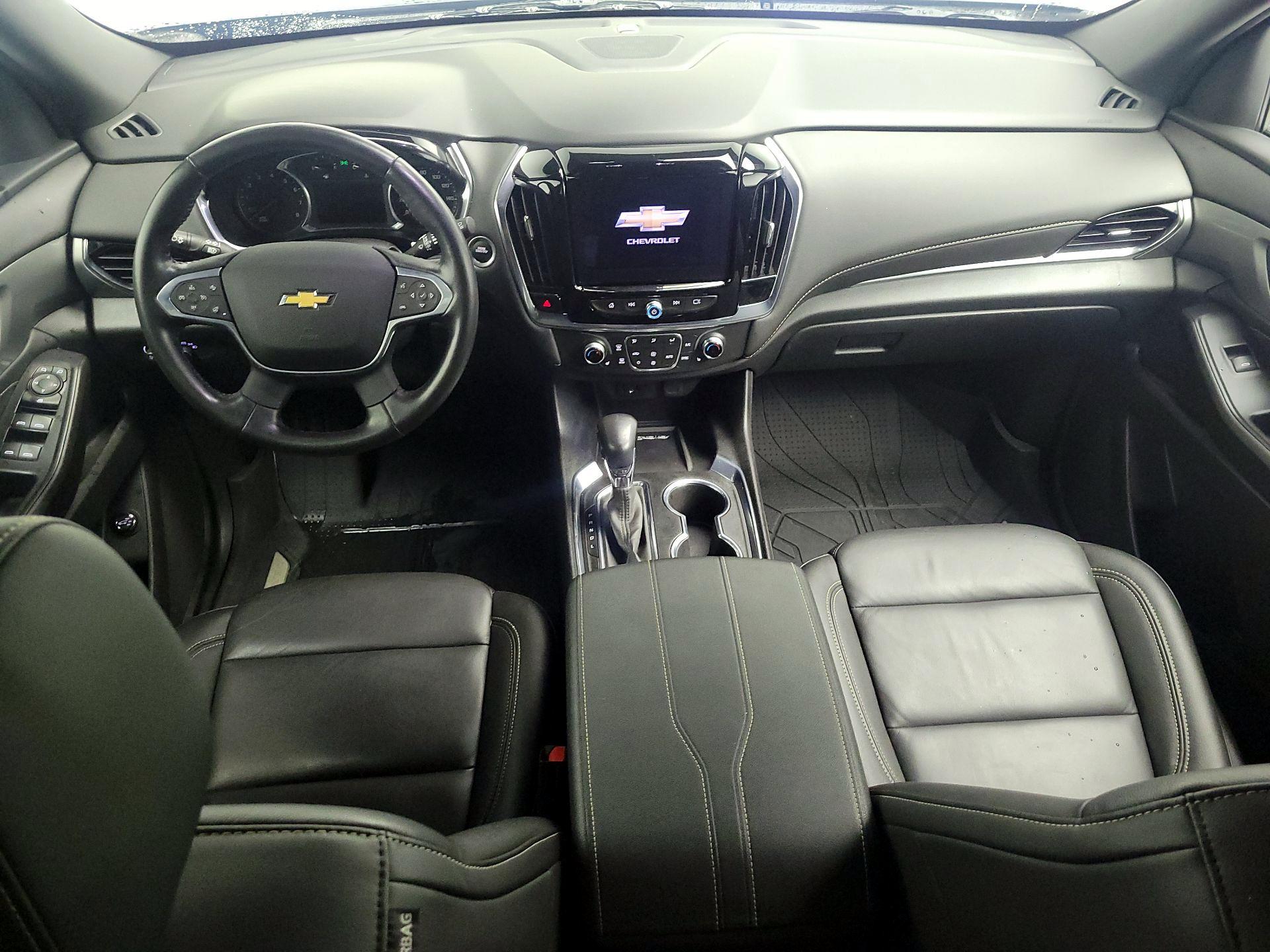 Thumbnail: 2022 Chevrolet Traverse - 9