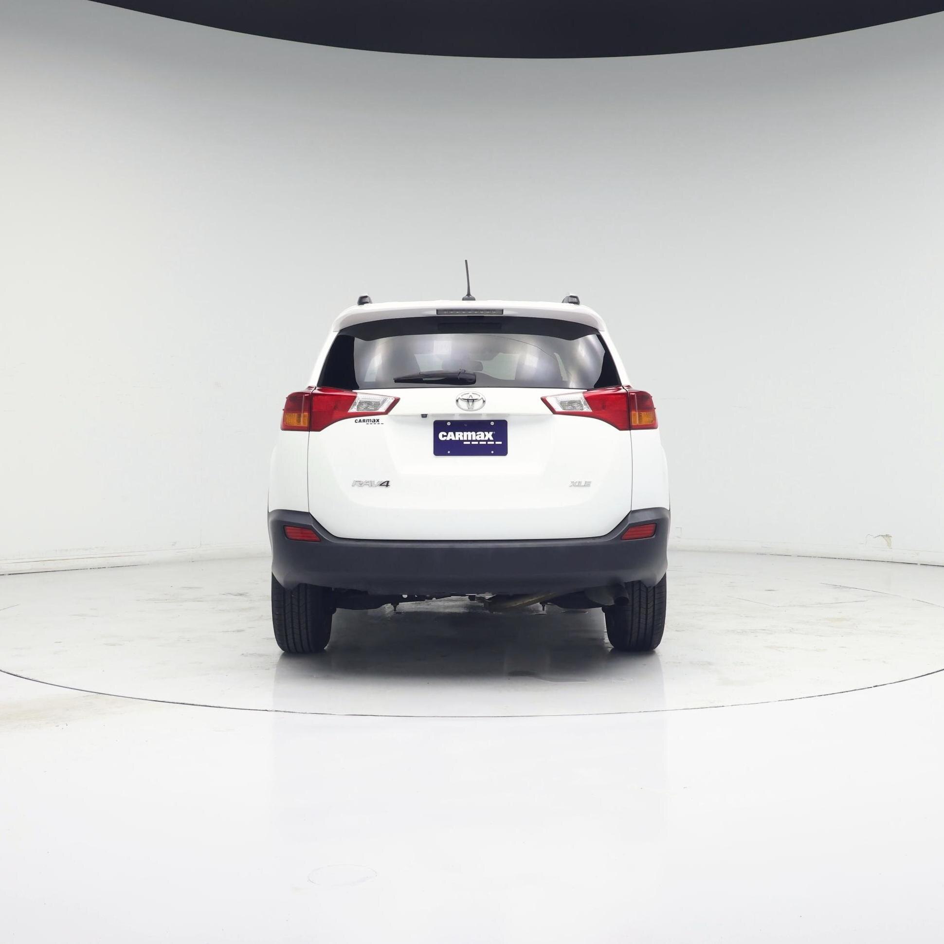 Thumbnail: 2015 Toyota RAV4 - 6