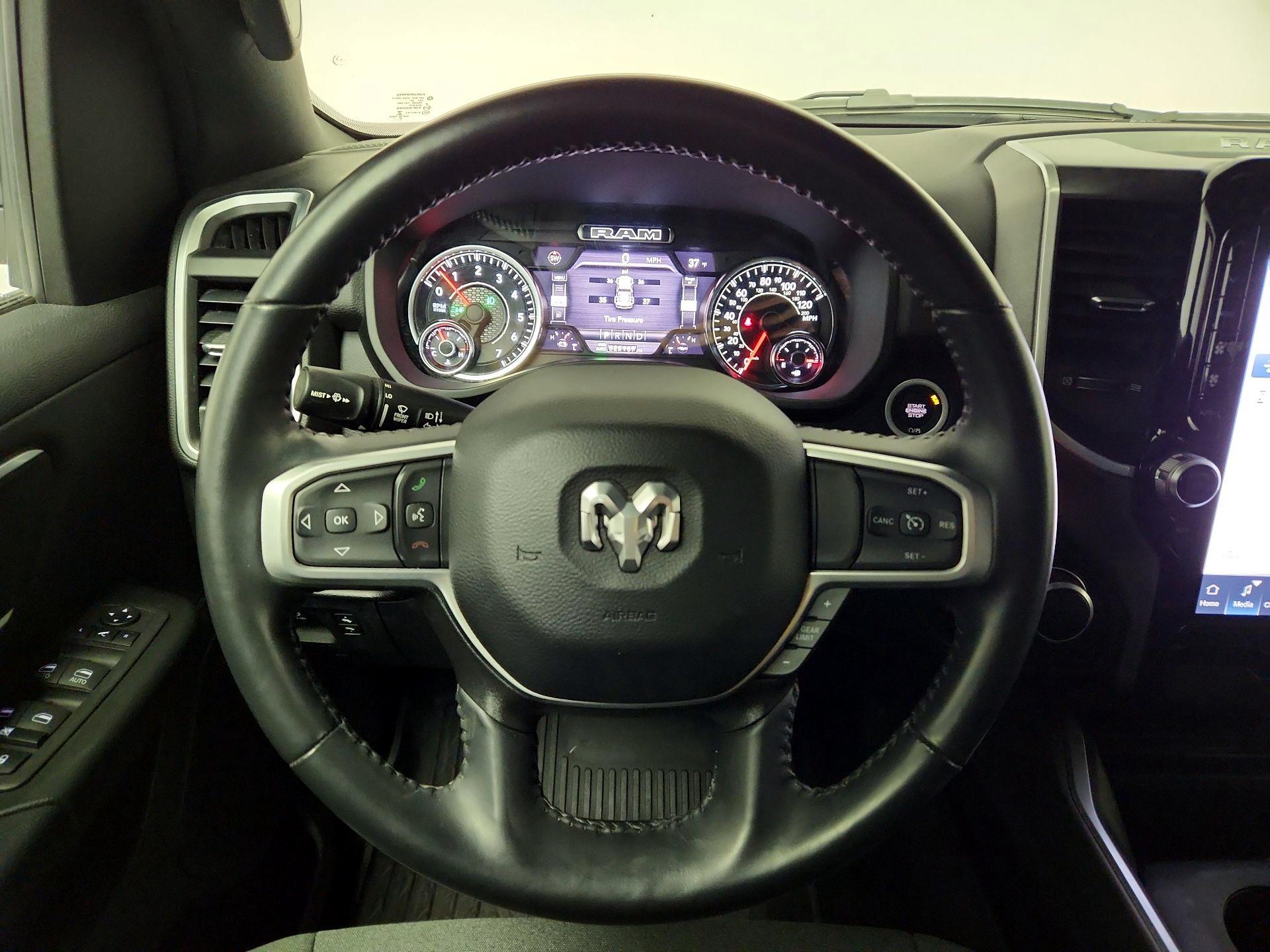 Thumbnail: 2023 RAM 1500 - 10