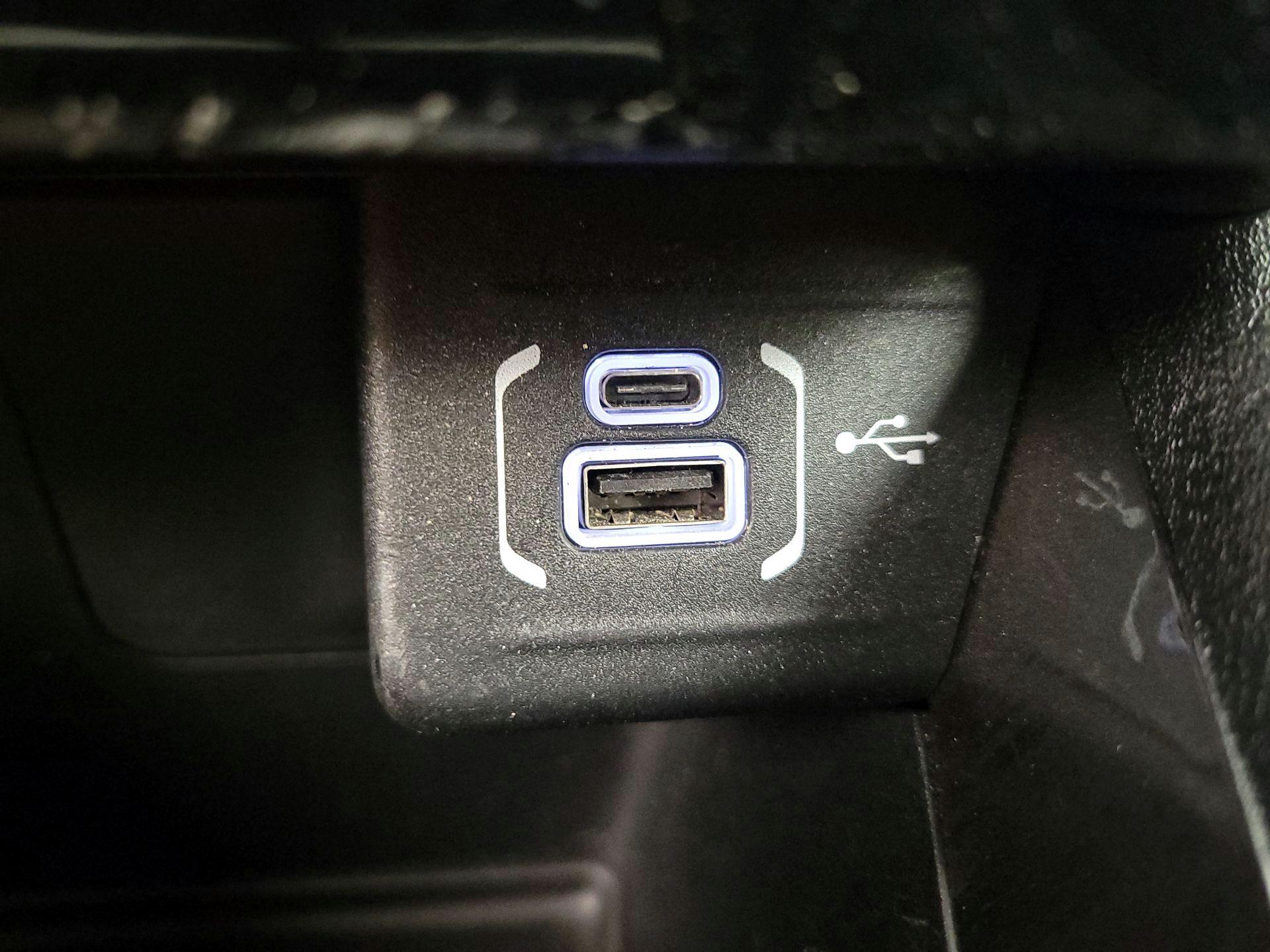 Thumbnail: 2024 Jeep Compass - 18