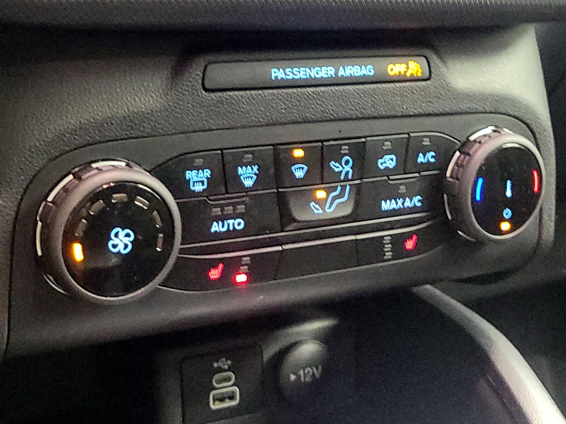 Thumbnail: 2024 Ford Bronco Sport - 17