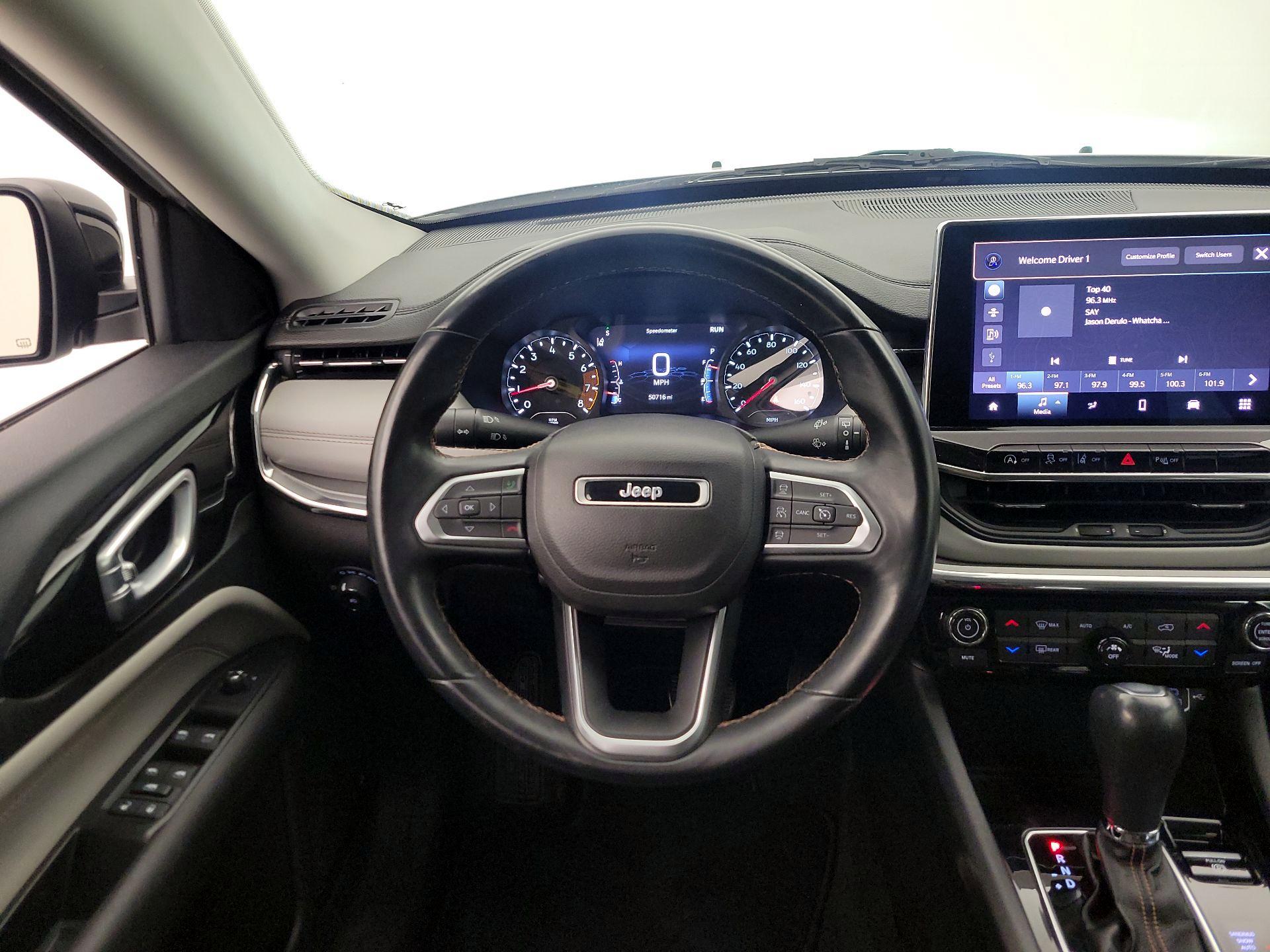 Thumbnail: 2022 Jeep Compass - 10