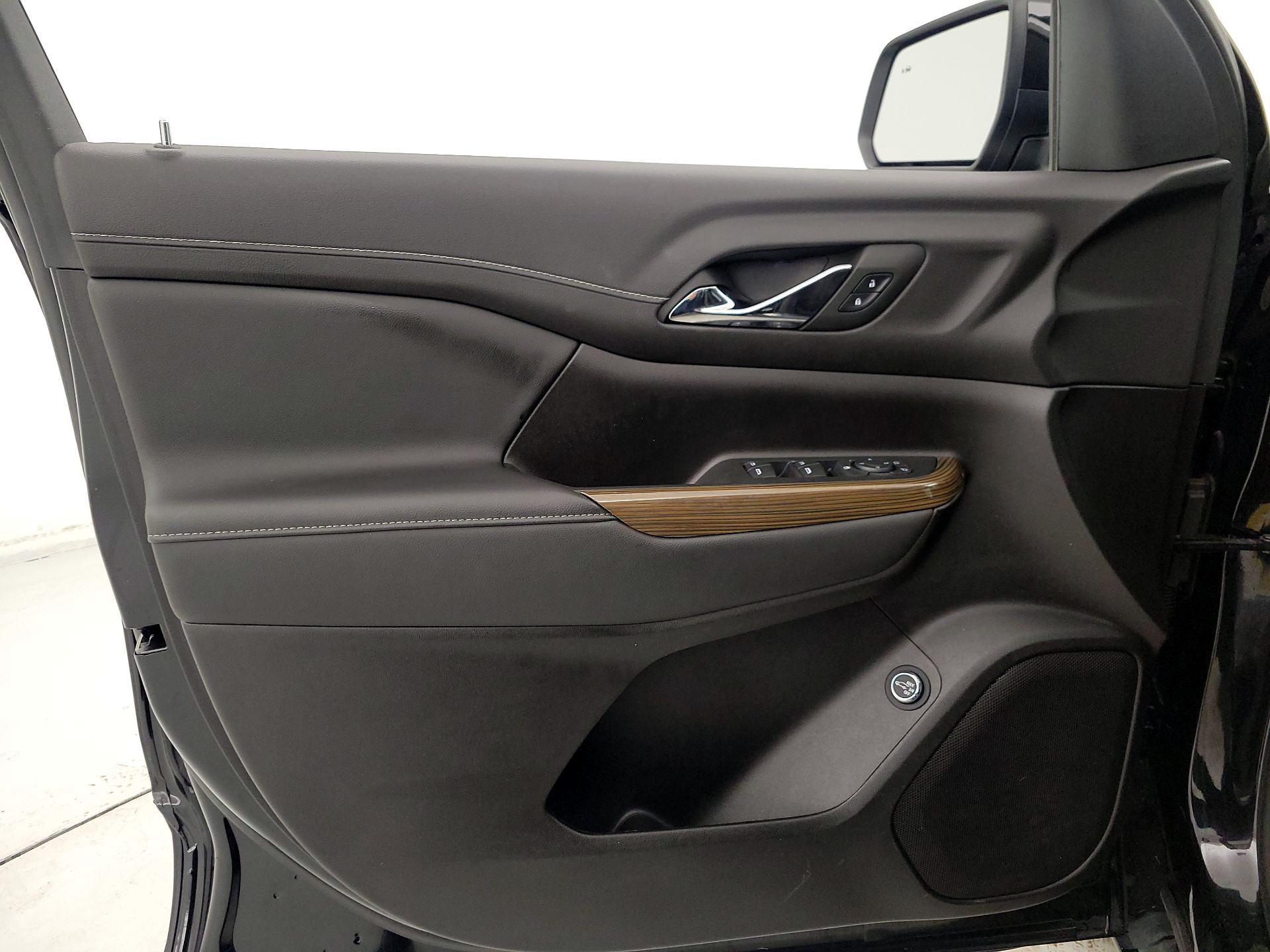 Thumbnail: 2023 GMC Acadia - 12