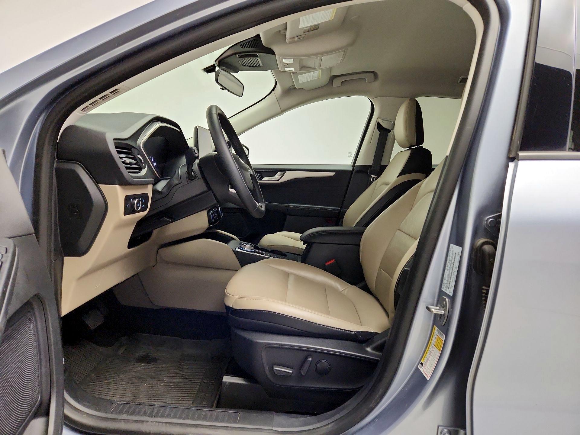 Thumbnail: 2022 Ford Escape - 11