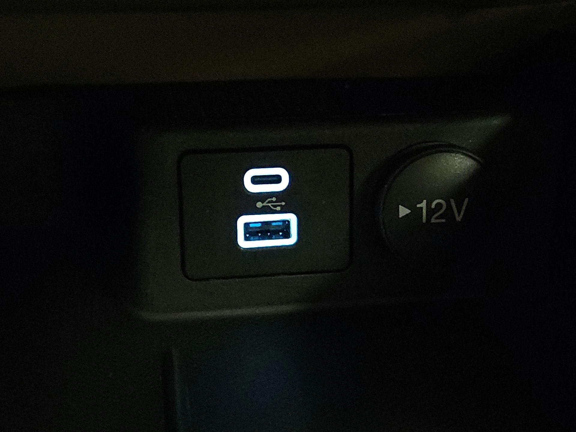 Thumbnail: 2022 Ford Escape - 18