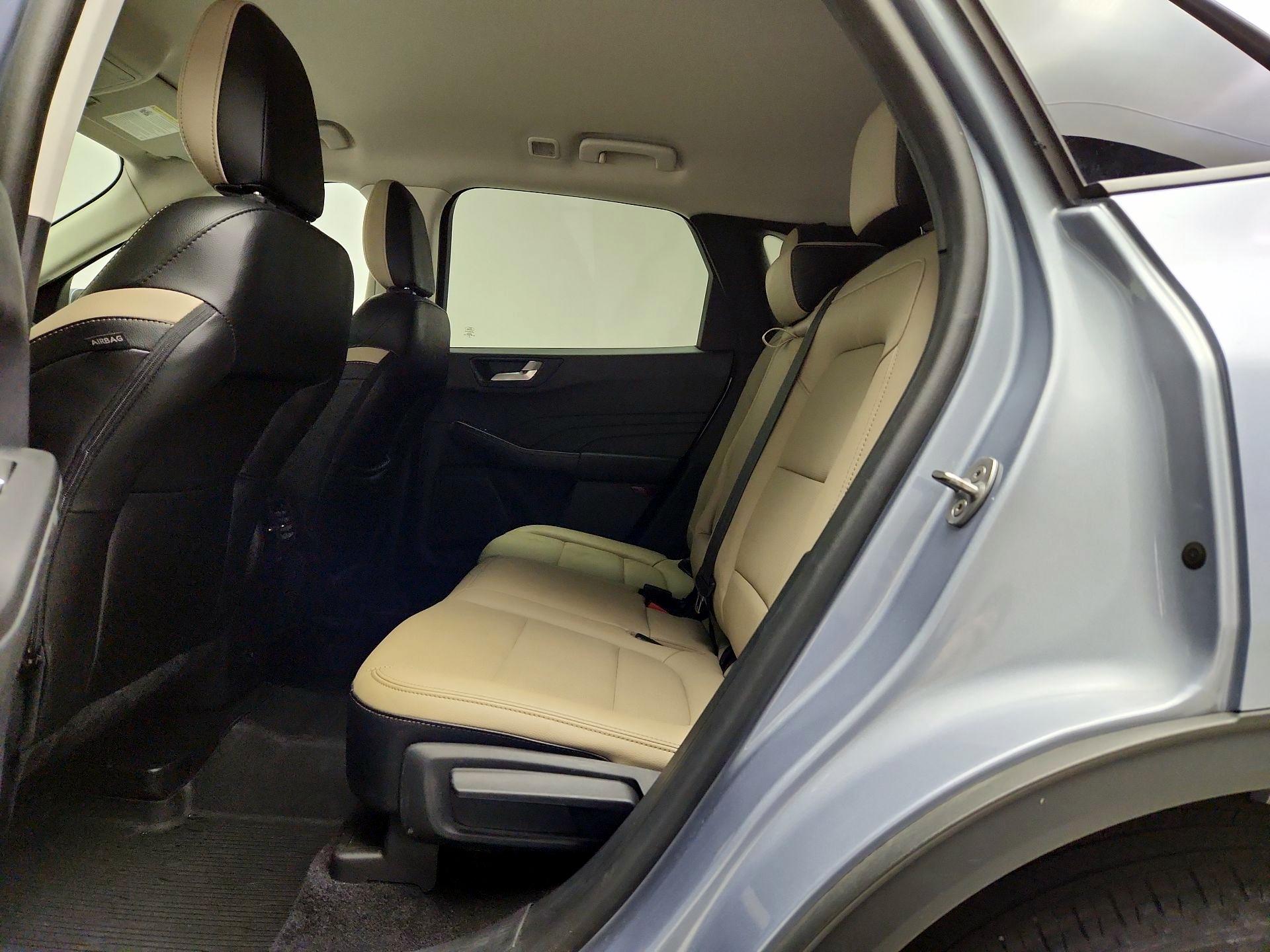 Thumbnail: 2022 Ford Escape - 19