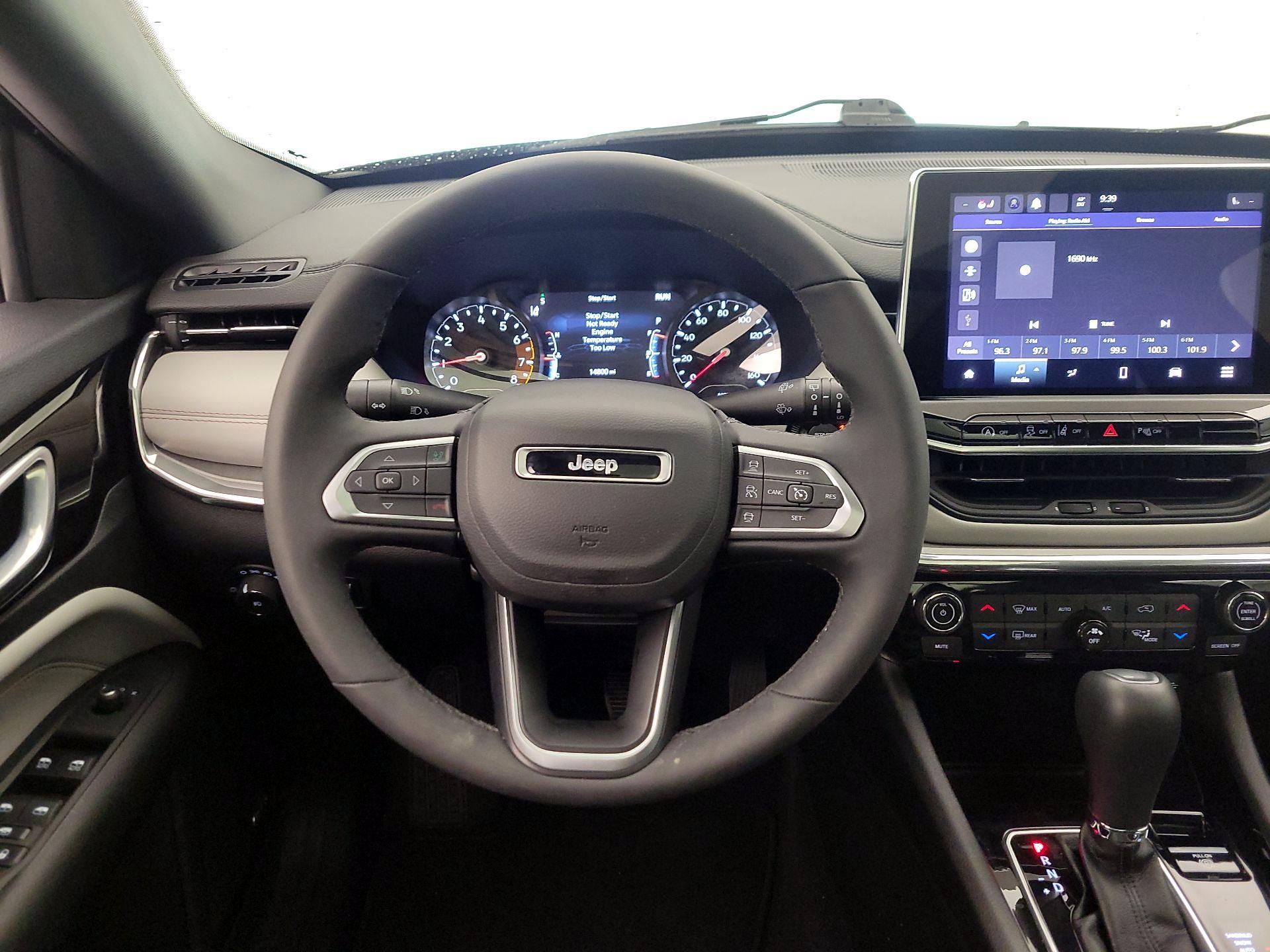 Thumbnail: 2024 Jeep Compass - 10