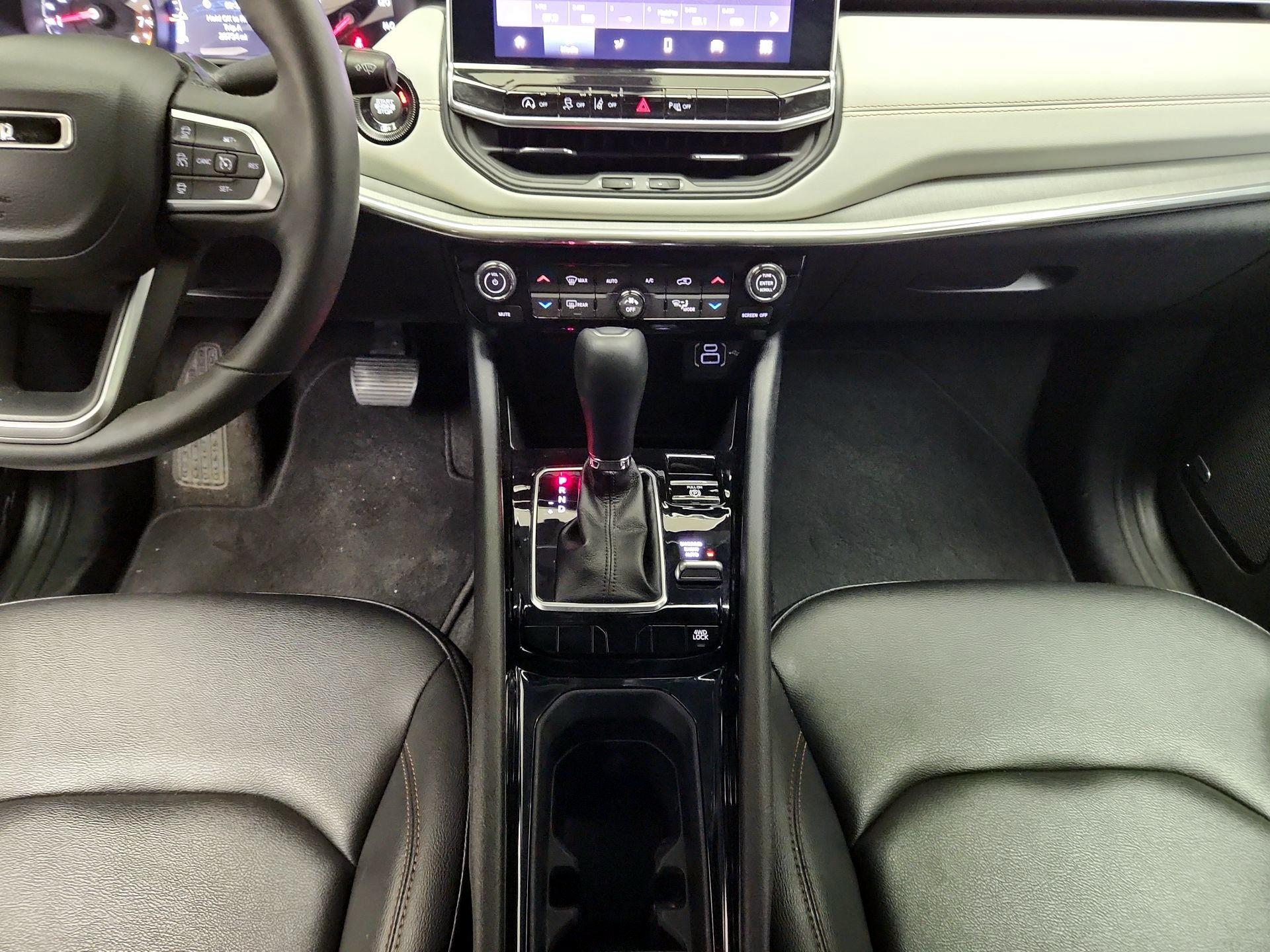 Thumbnail: 2024 Jeep Compass - 17