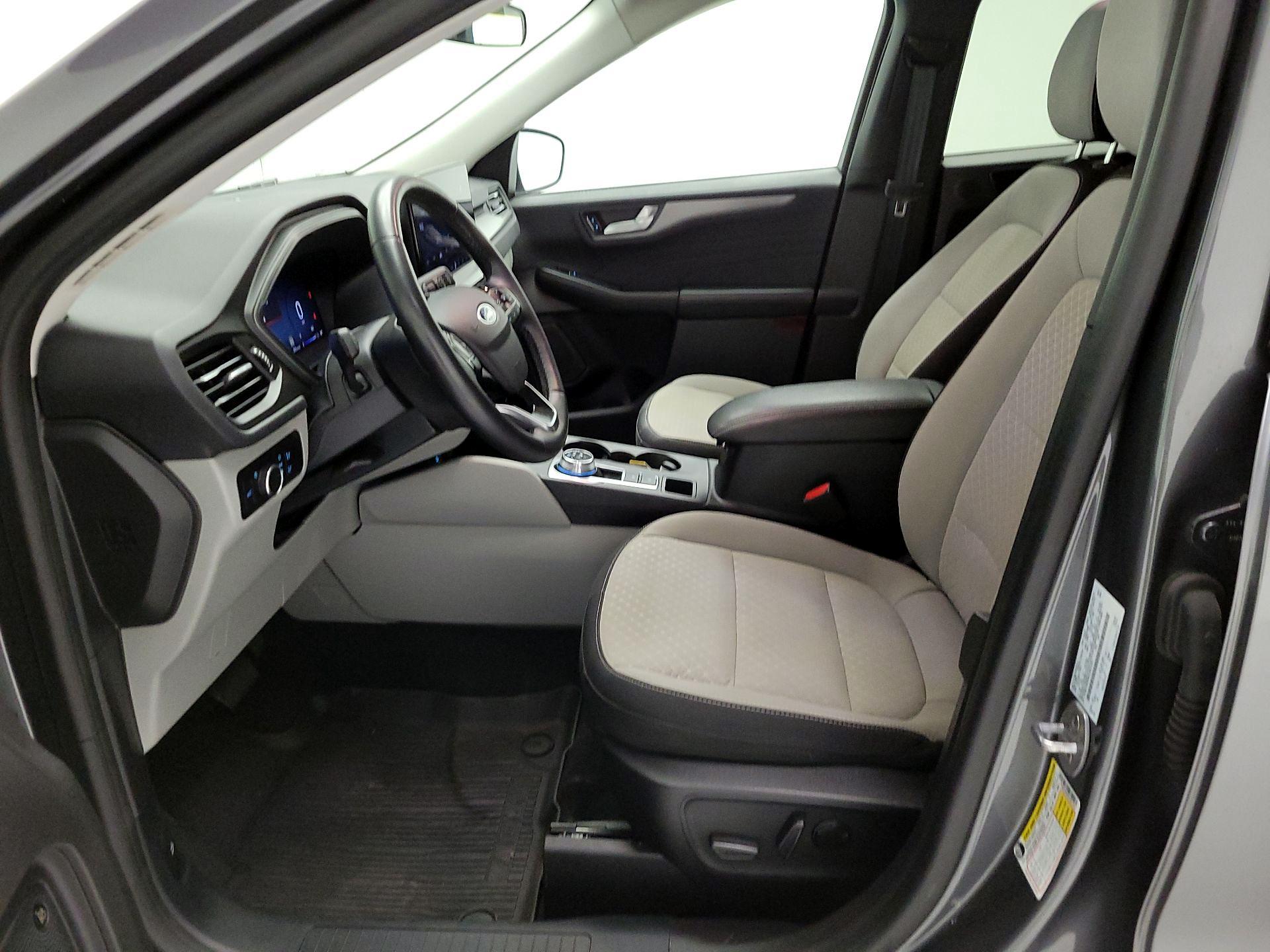 Thumbnail: 2023 Ford Escape - 11