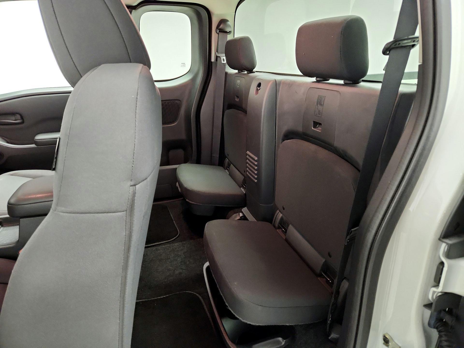 Thumbnail: 2022 Nissan Frontier - 19